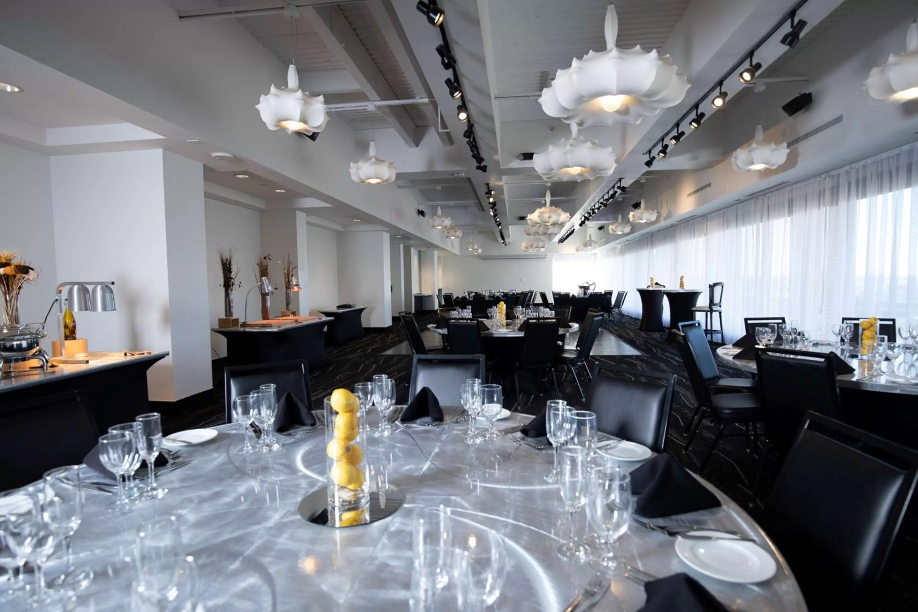 Meeting/conference room in Lorenzo Hotel Dallas, Tapestry Collection by Hilton