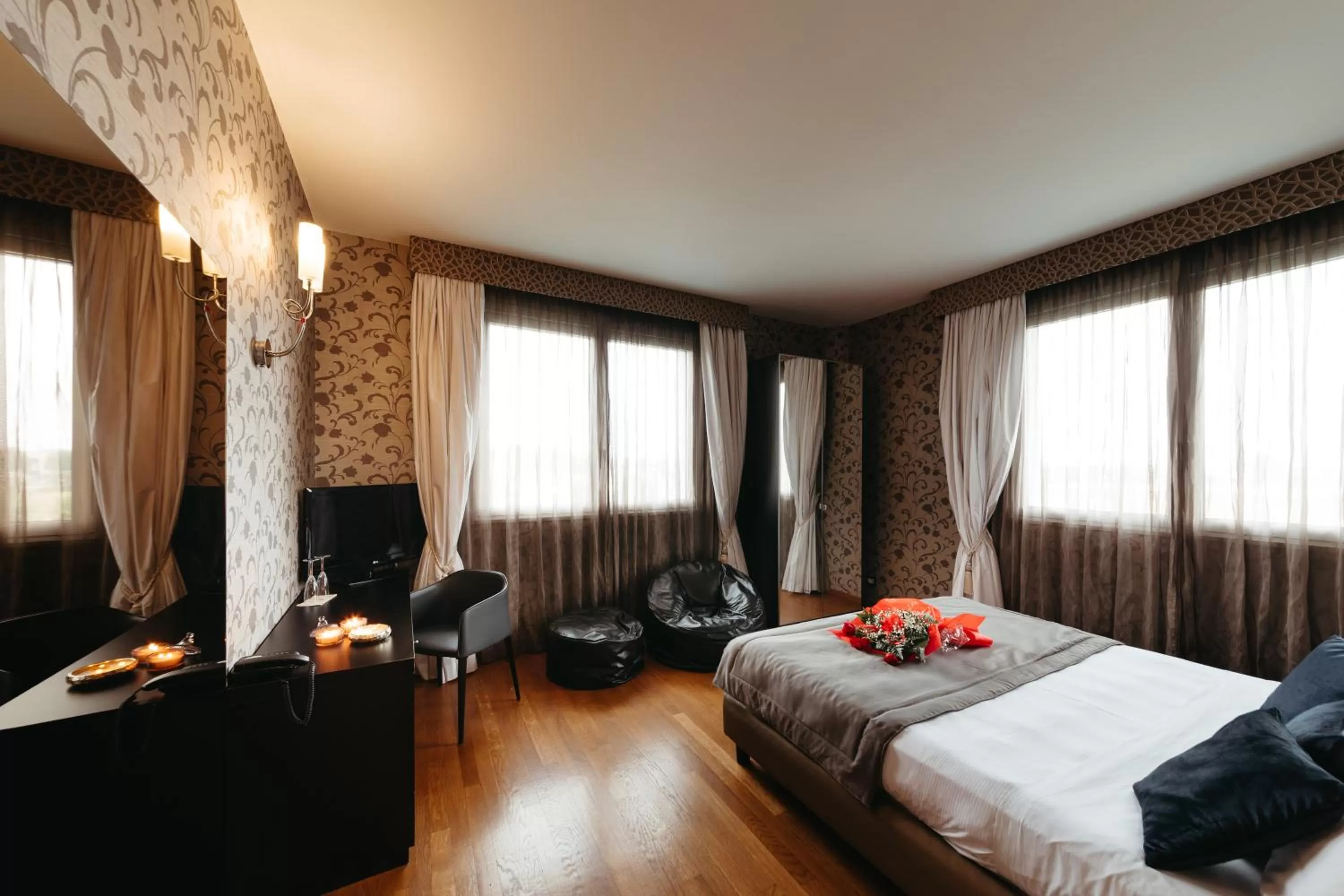 Bed in Hotel Motel Prestige