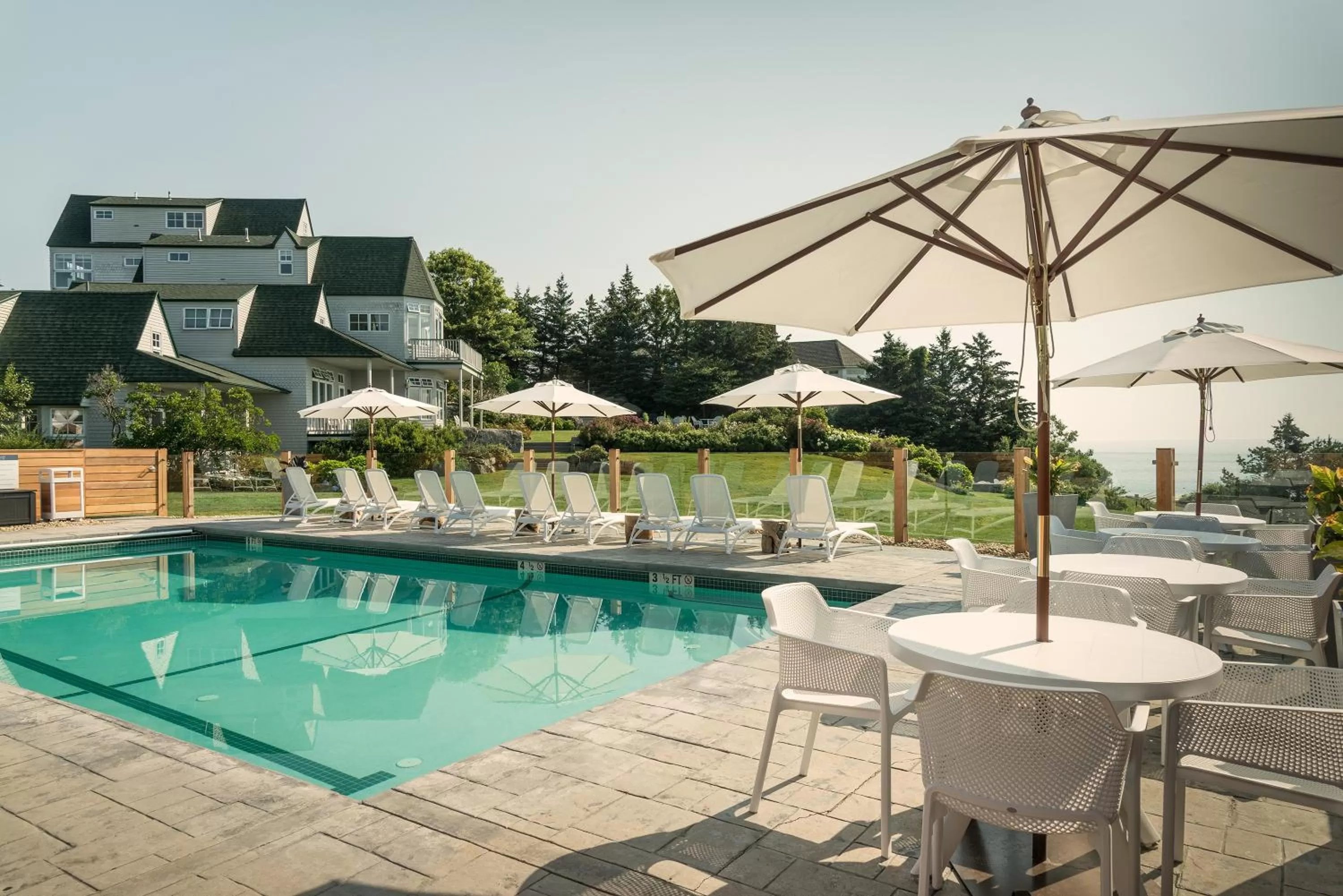 Swimming Pool in ViewPoint Hotel