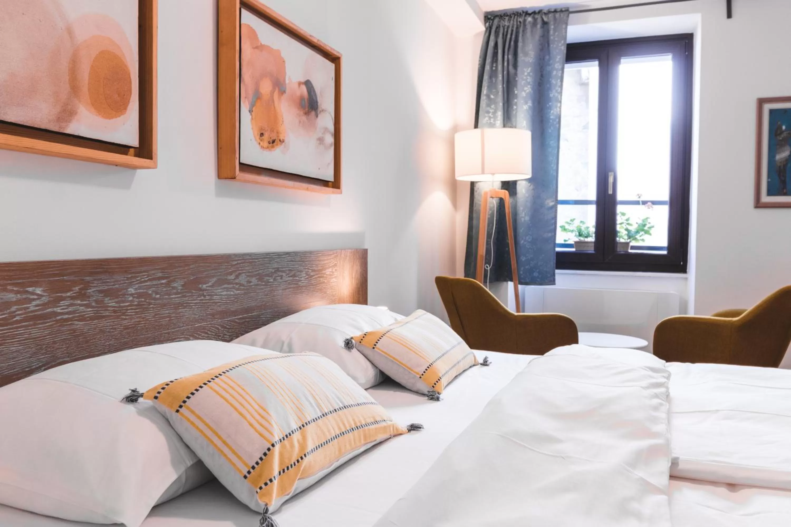Bed in Second Life in Piran - Hotel Zala Piran with private parking and shuttle service