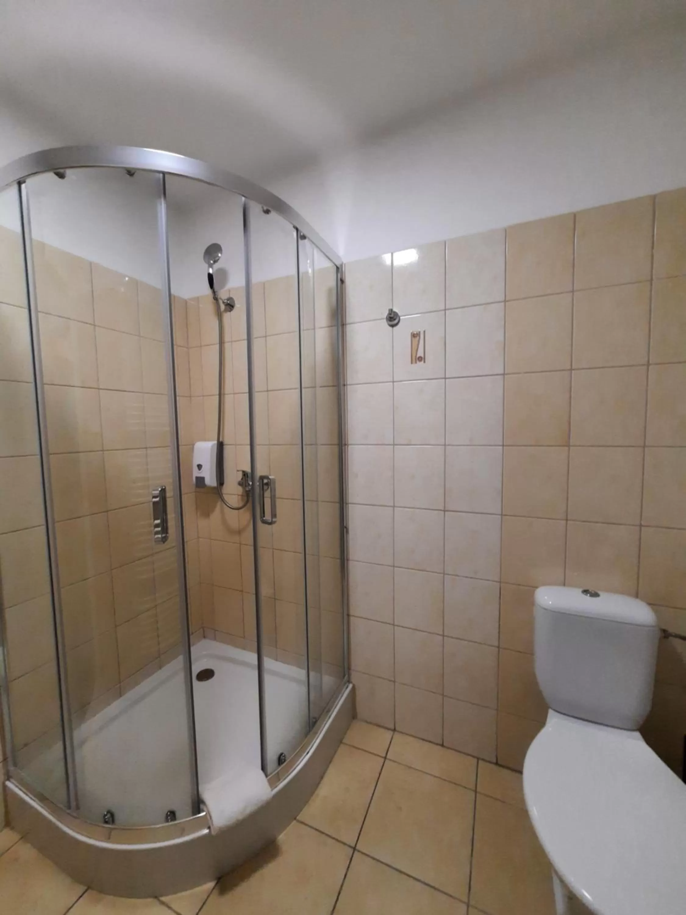 Shower in Hotel Boršičanka