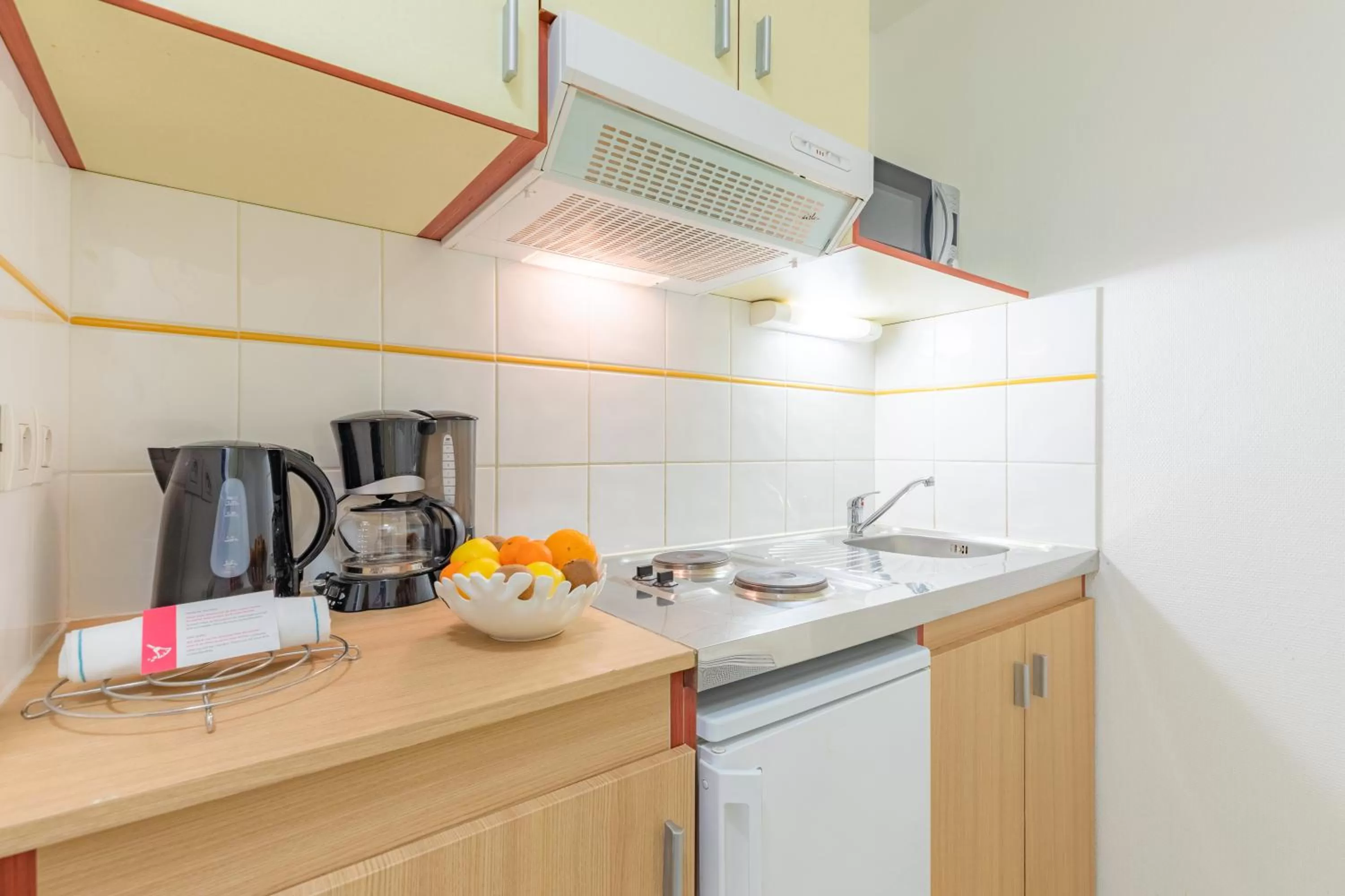 Coffee/tea facilities in Appart'City Classic Caen