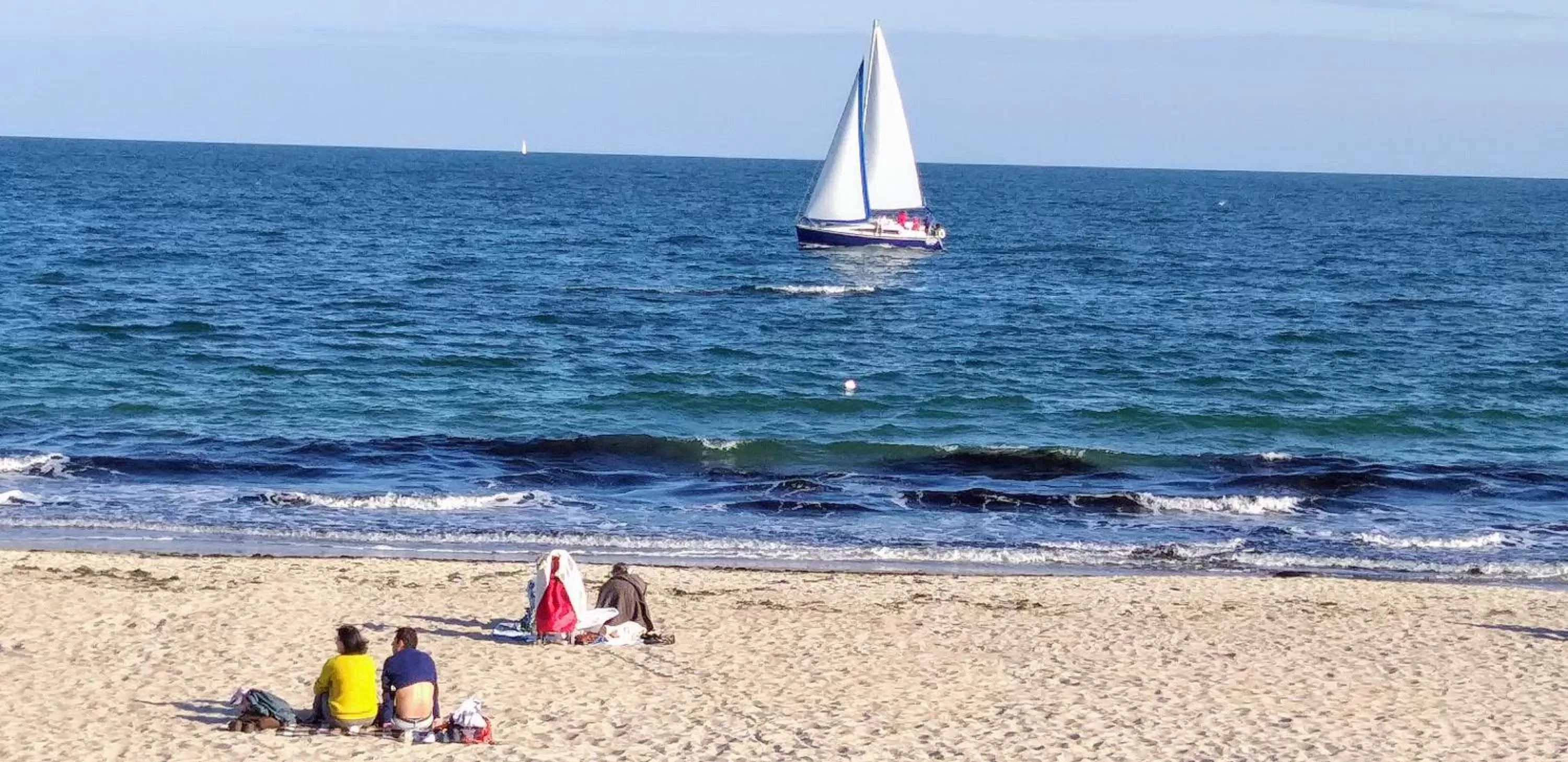 Street view, Windsurfing in Shalanda