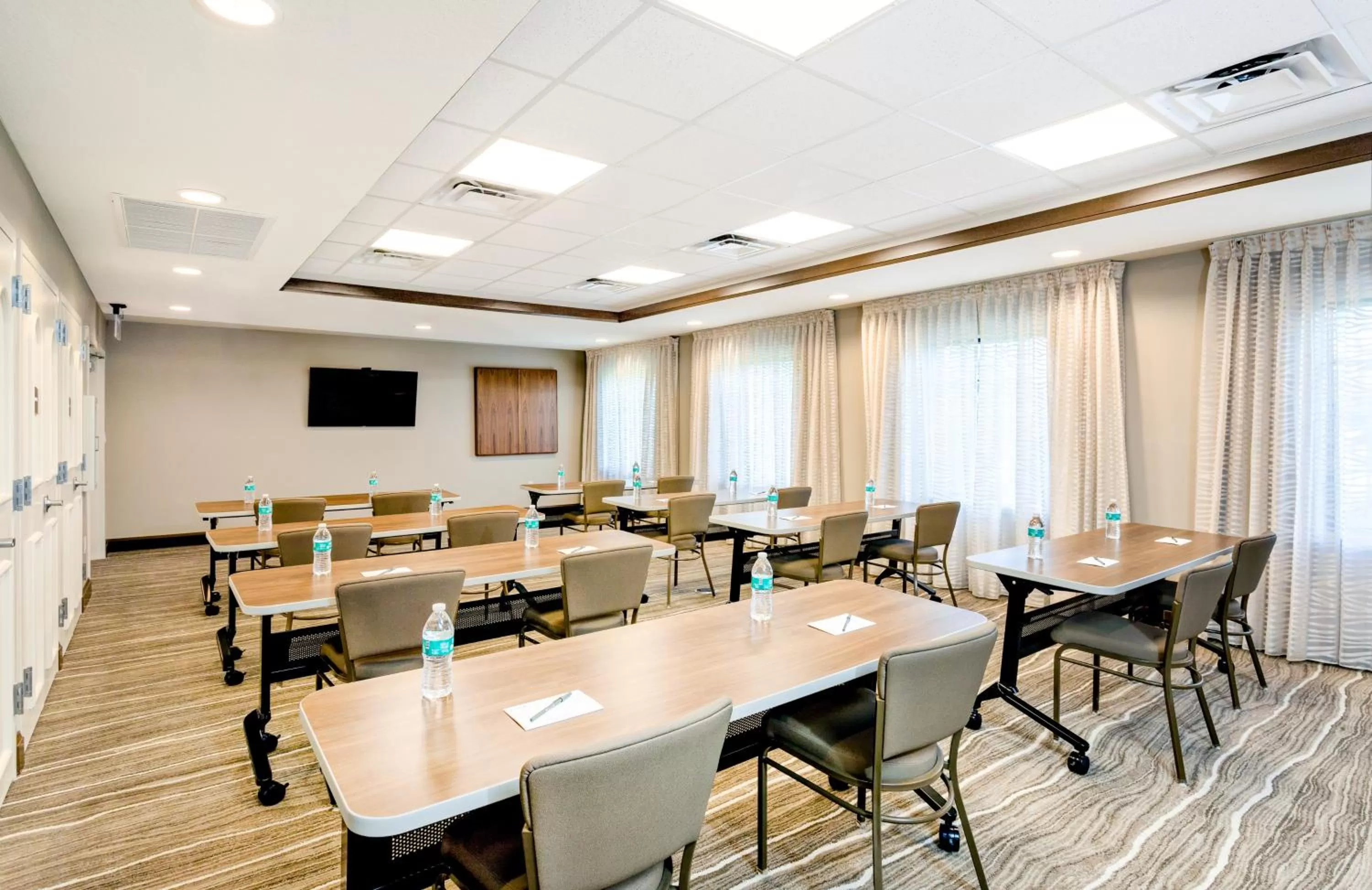 Meeting/conference room in Staybridge Suites - Fort Lauderdale Airport - West by IHG