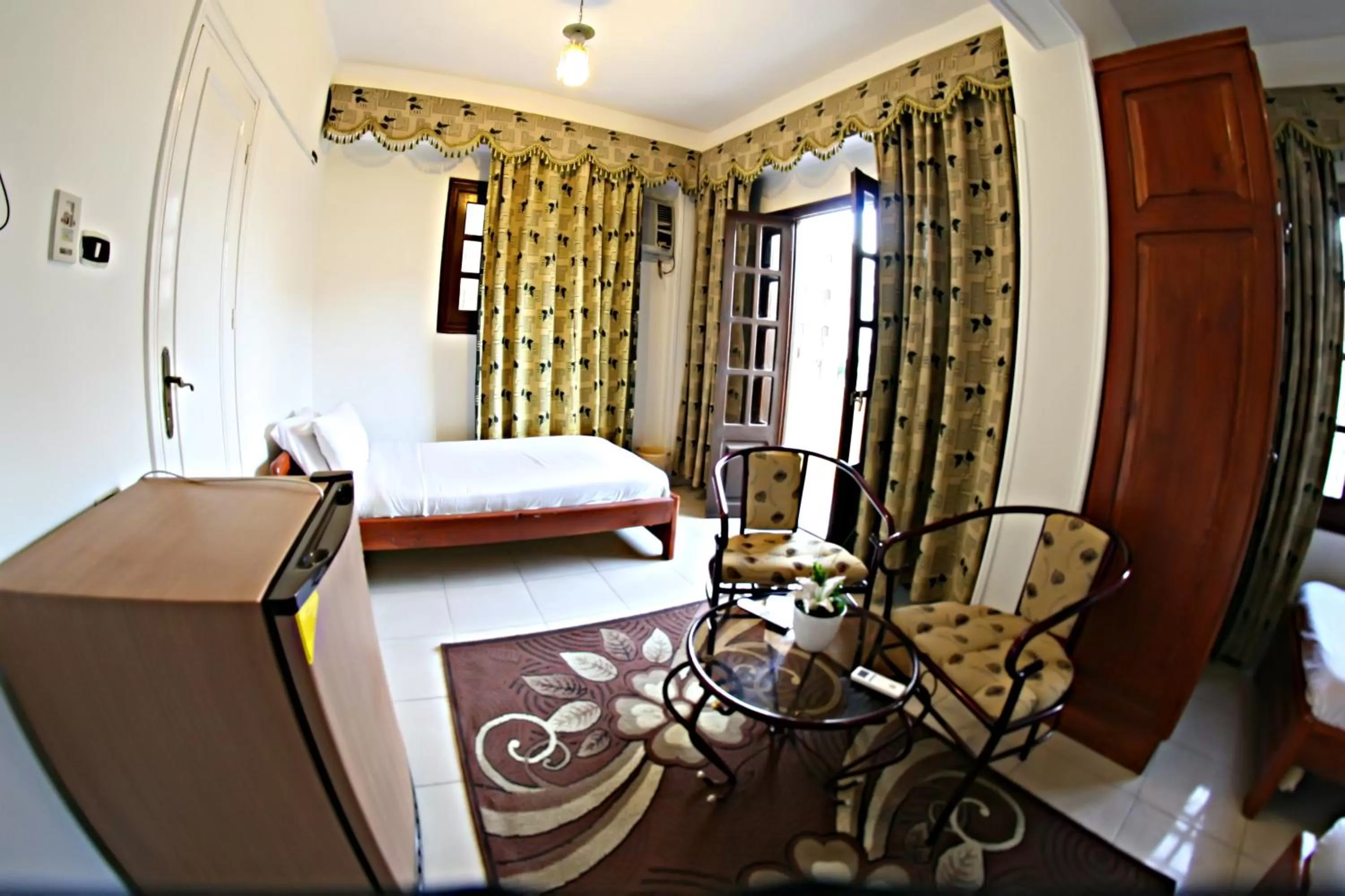 Photo of the whole room, Bed in Luxor Hotel Hurghada