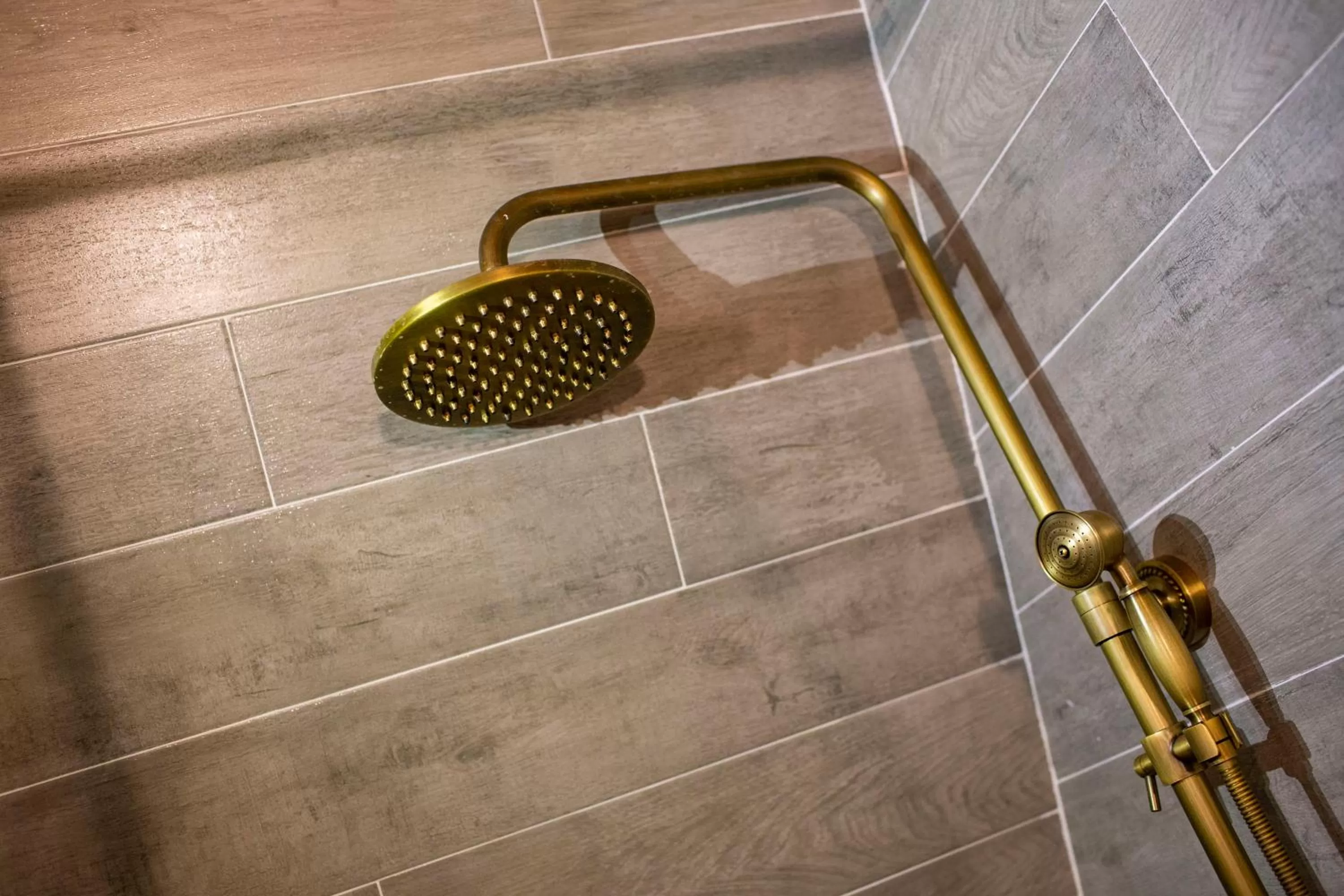 Shower in Bai Dinh Garden Resort & Spa