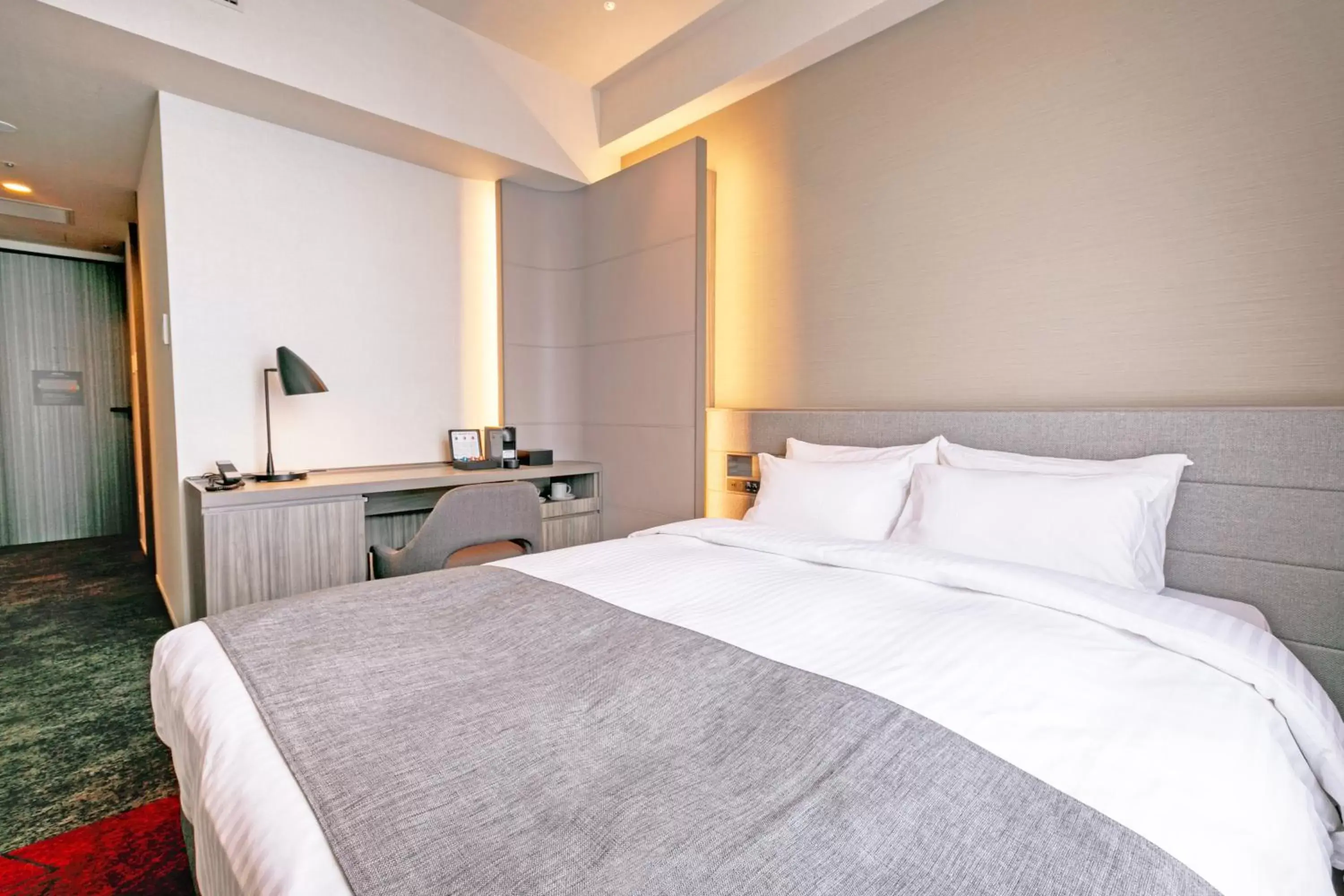 Queen Room - Non-Smoking in Hotel JAL City Fukuoka Tenjin Queen Room - Non-Smoking in Hotel JAL City Fukuoka Tenjin