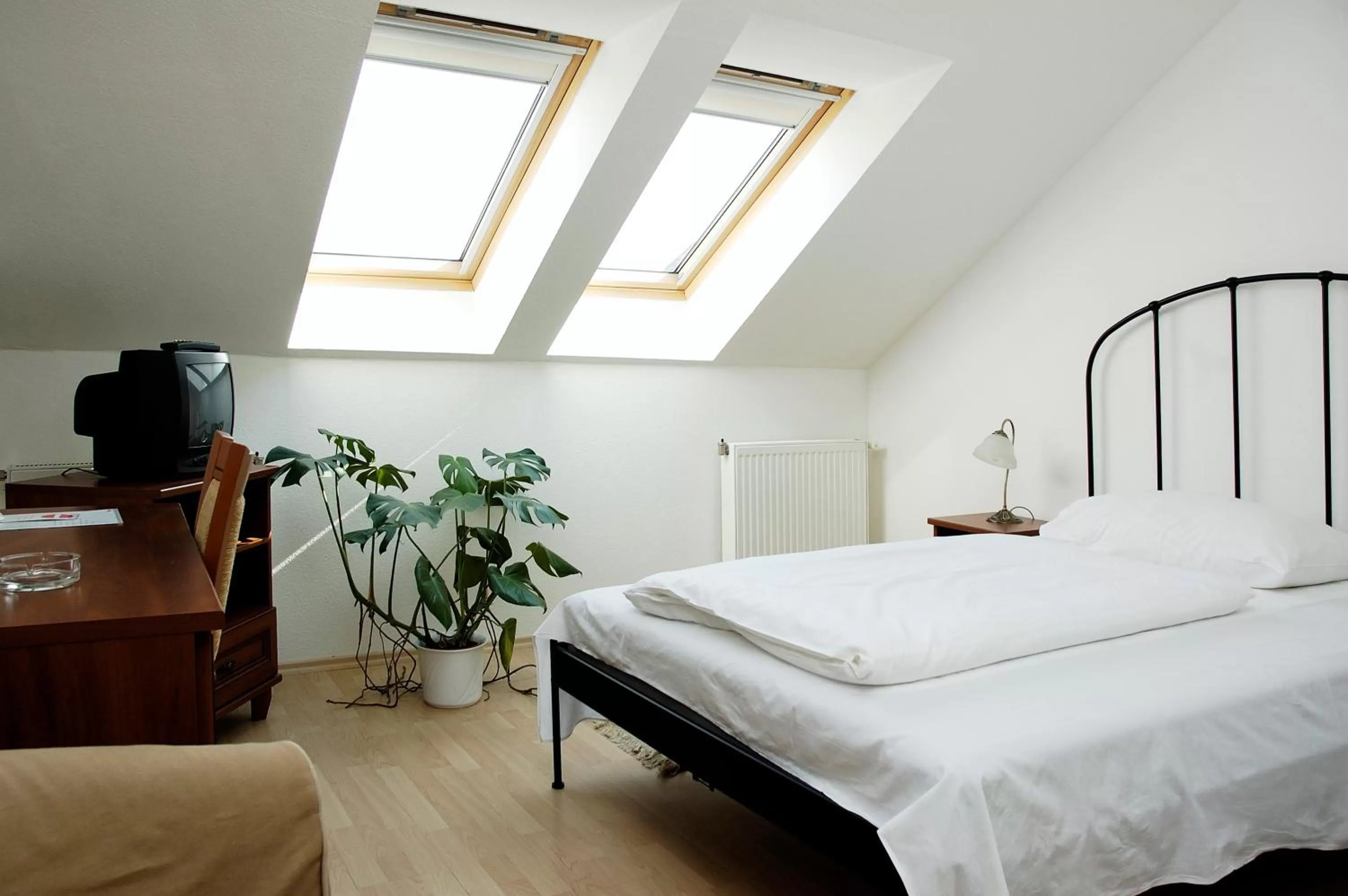 Bed in Kalvin House Budapest