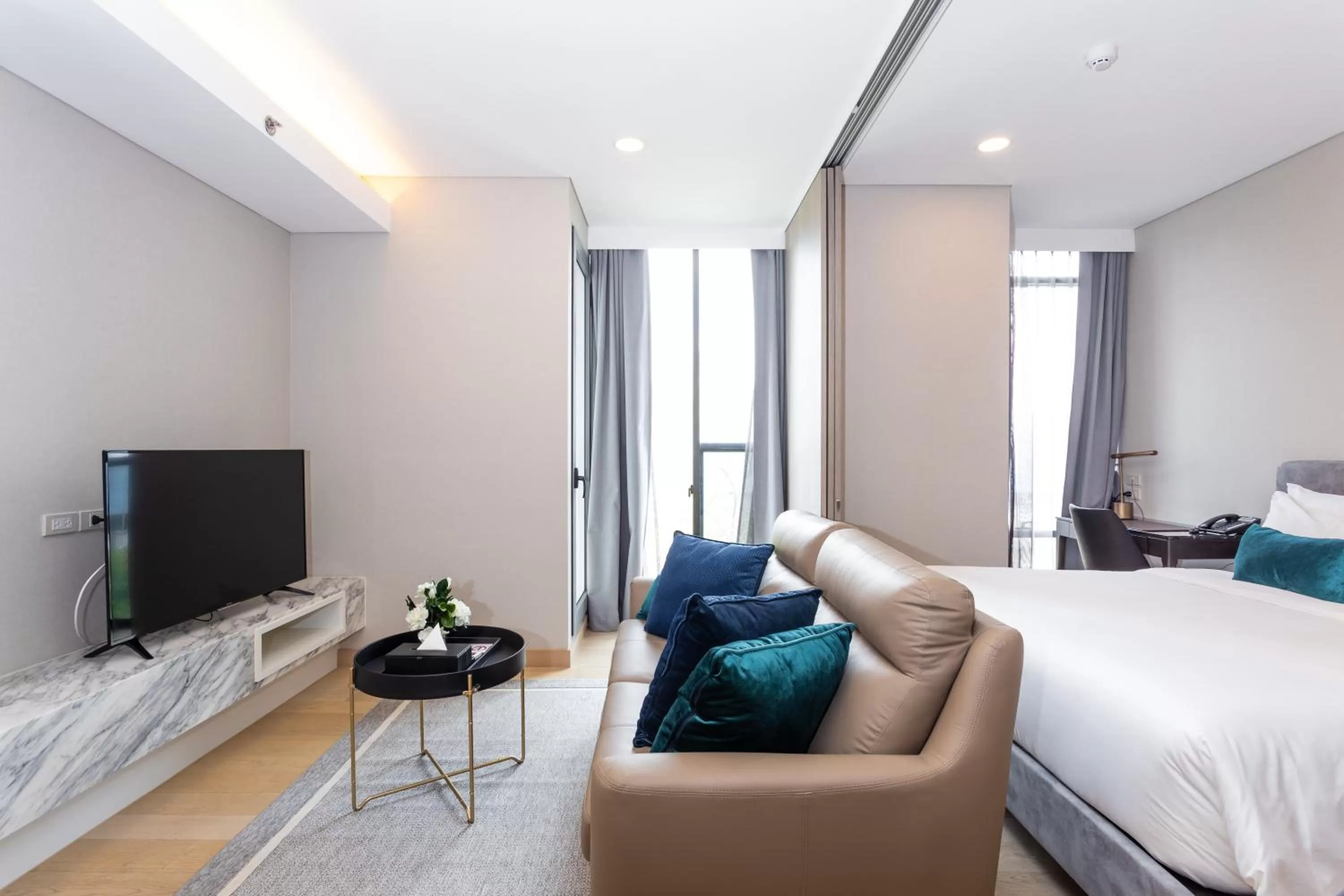 Bed in Wyndham Bangkok Queen Convention Centre