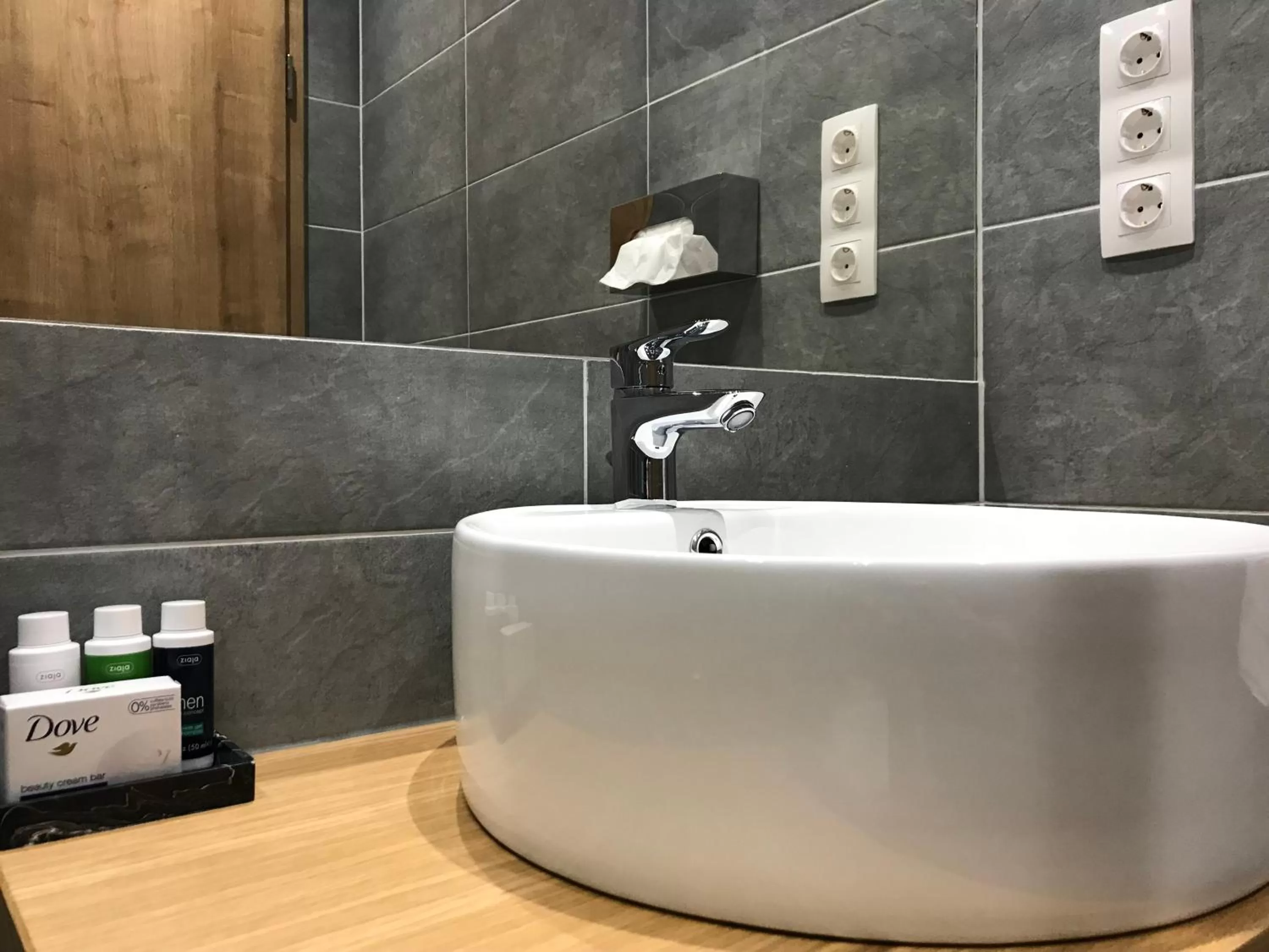 Bathroom in Villa Aruba & Private SPA Suites