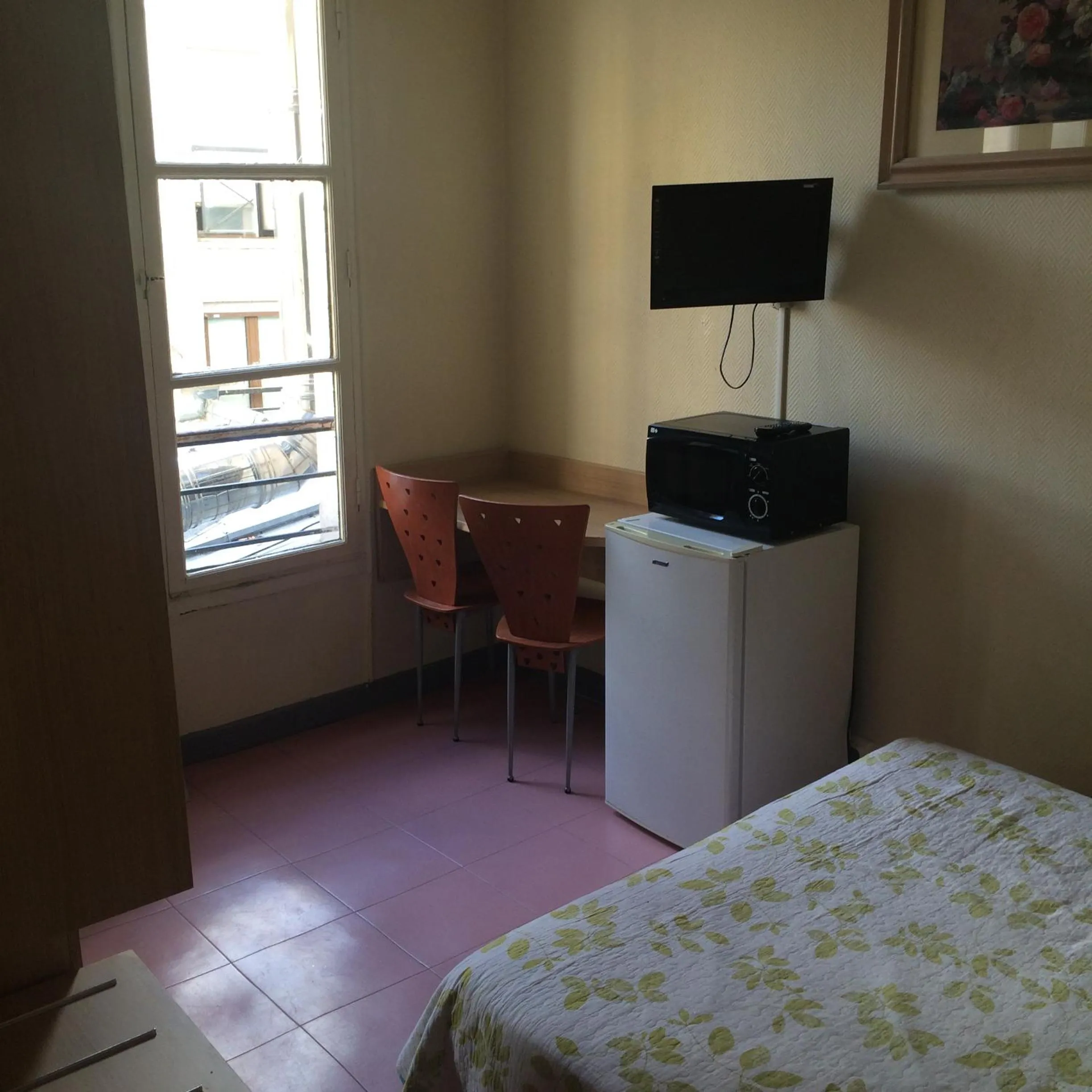 Decorative detail, Bed in Au Royal Mad