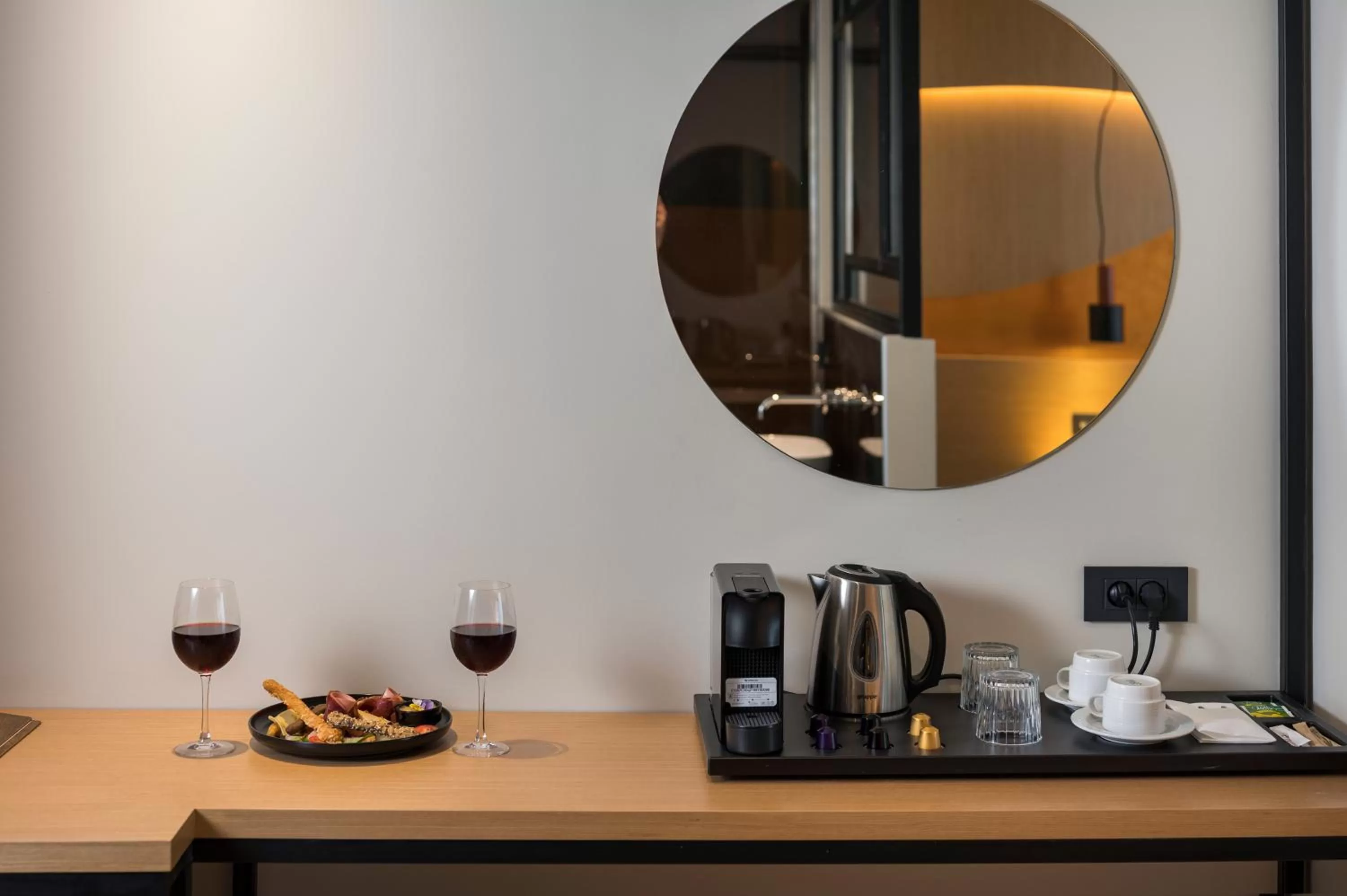 Photo of the whole room in Hyperion City Hotel & Spa