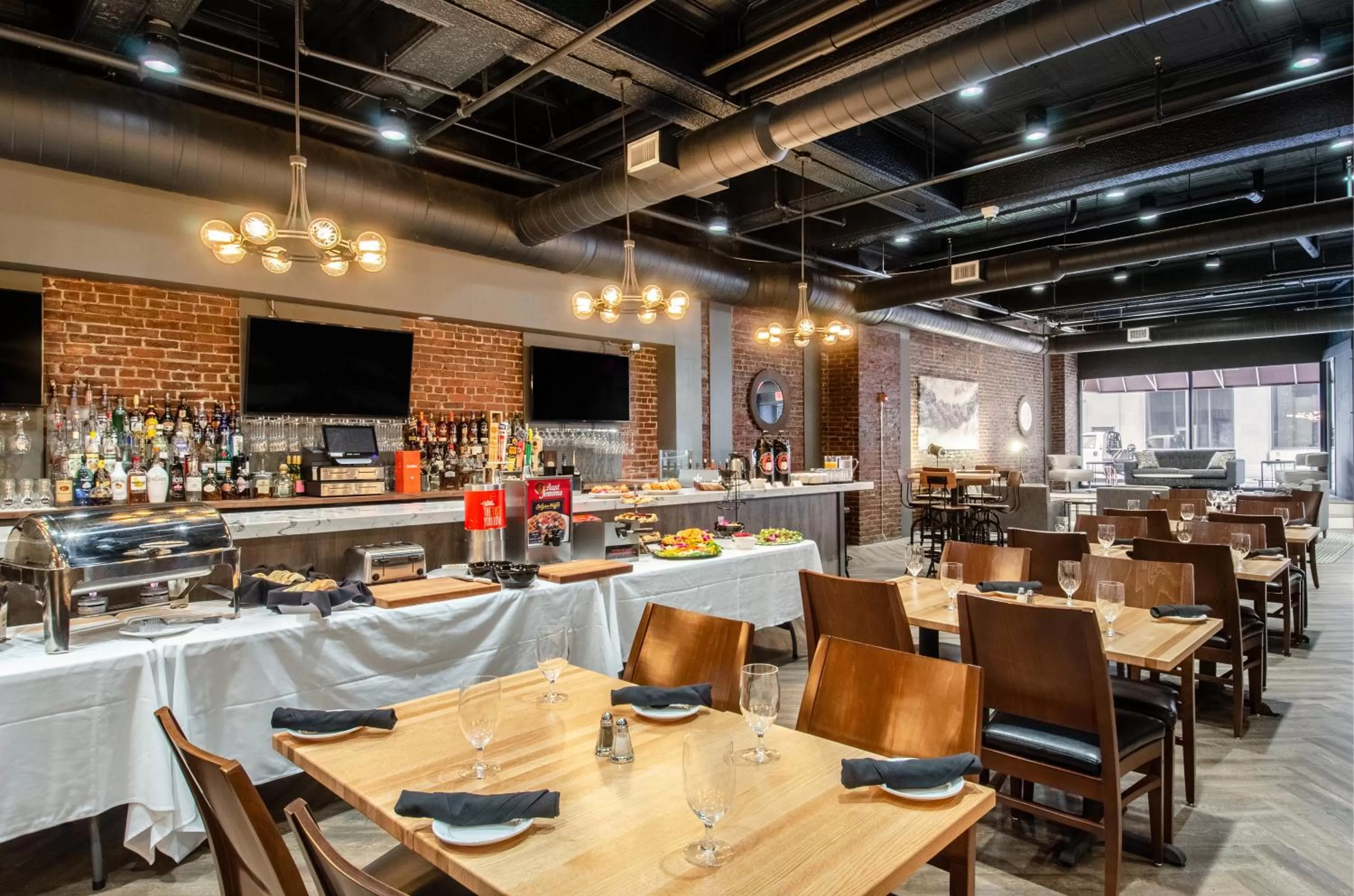 Restaurant/places to eat in New Bedford Harbor Hotel, an Ascend Collection Hotel