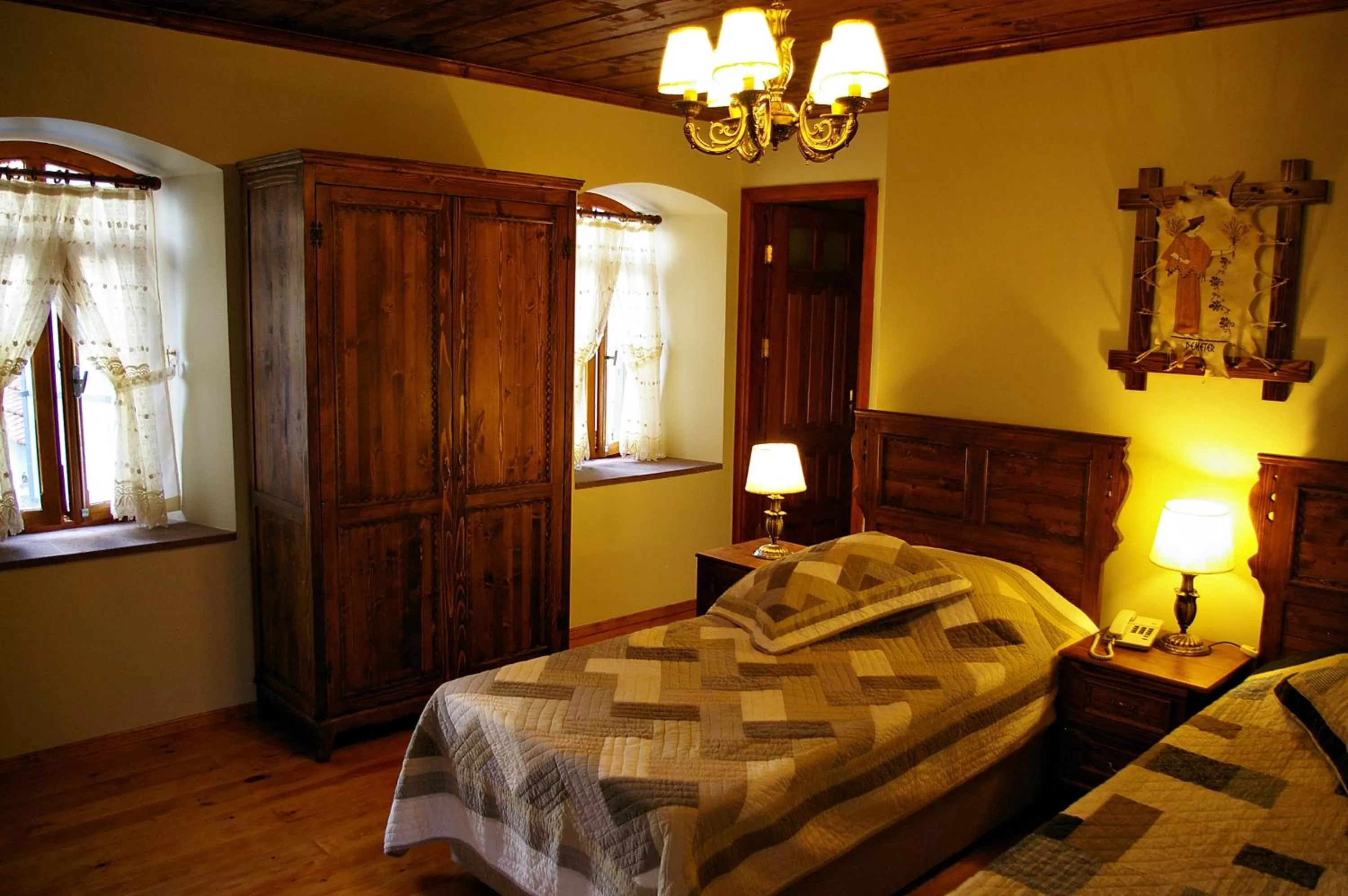 Photo of the whole room, Bed in Hera Hotel