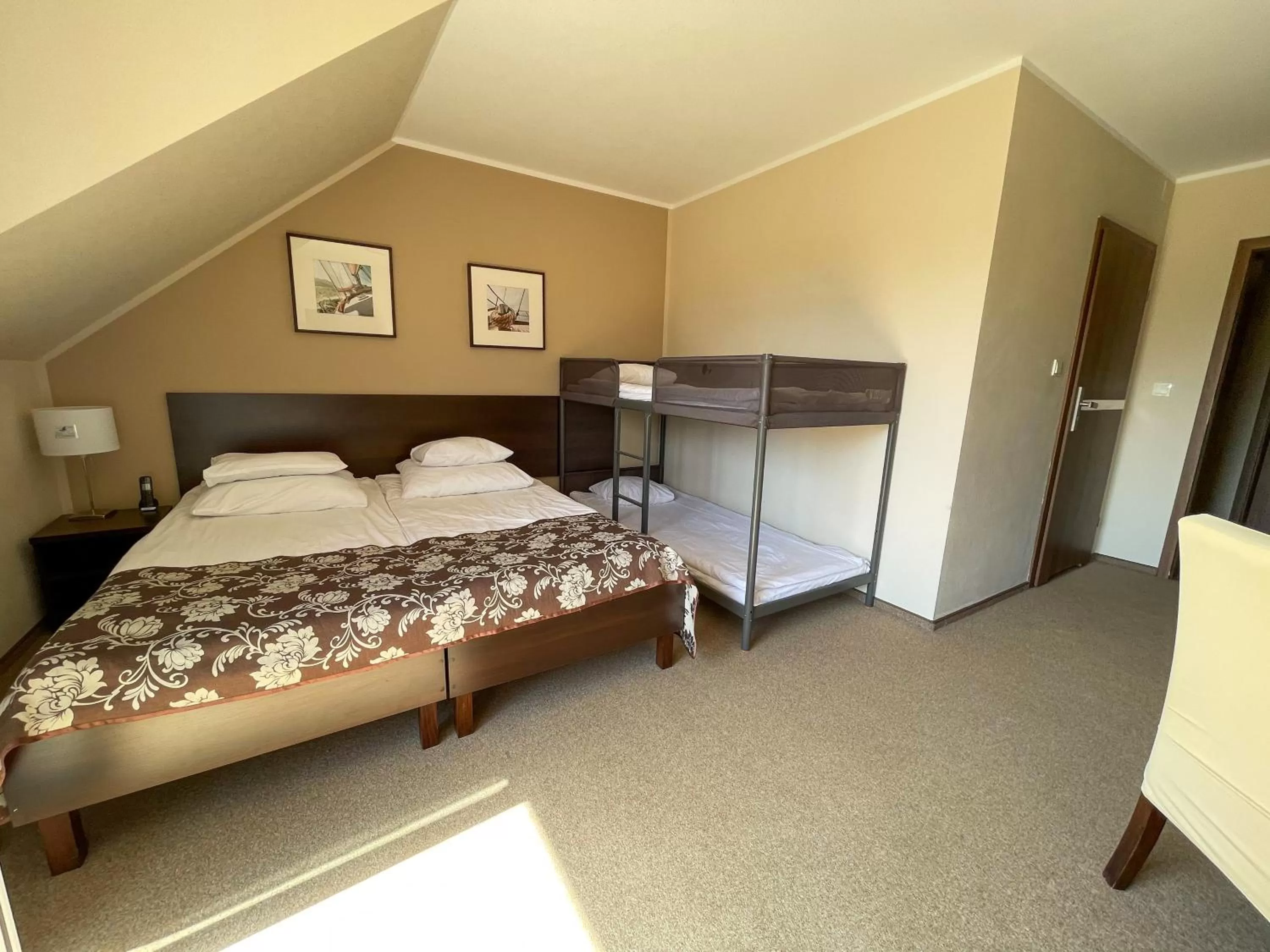 Bed in Hotel Santa Monica