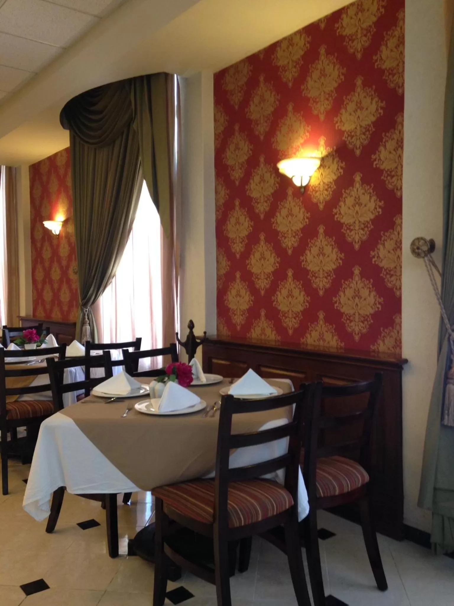 Restaurant/places to eat in Hotel Plaza Campeche