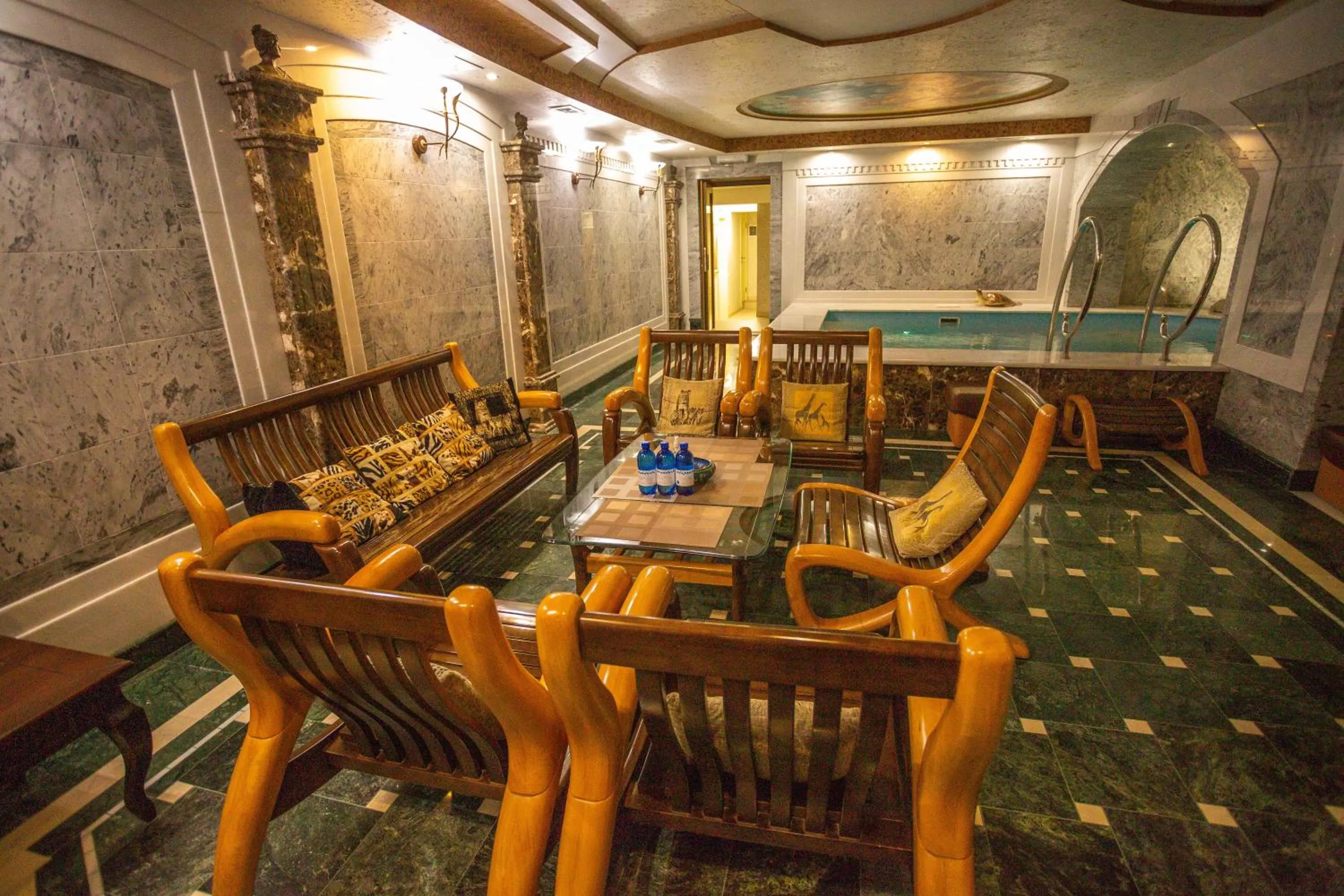 Property building in Hotel "Mandarin Clubhouse"