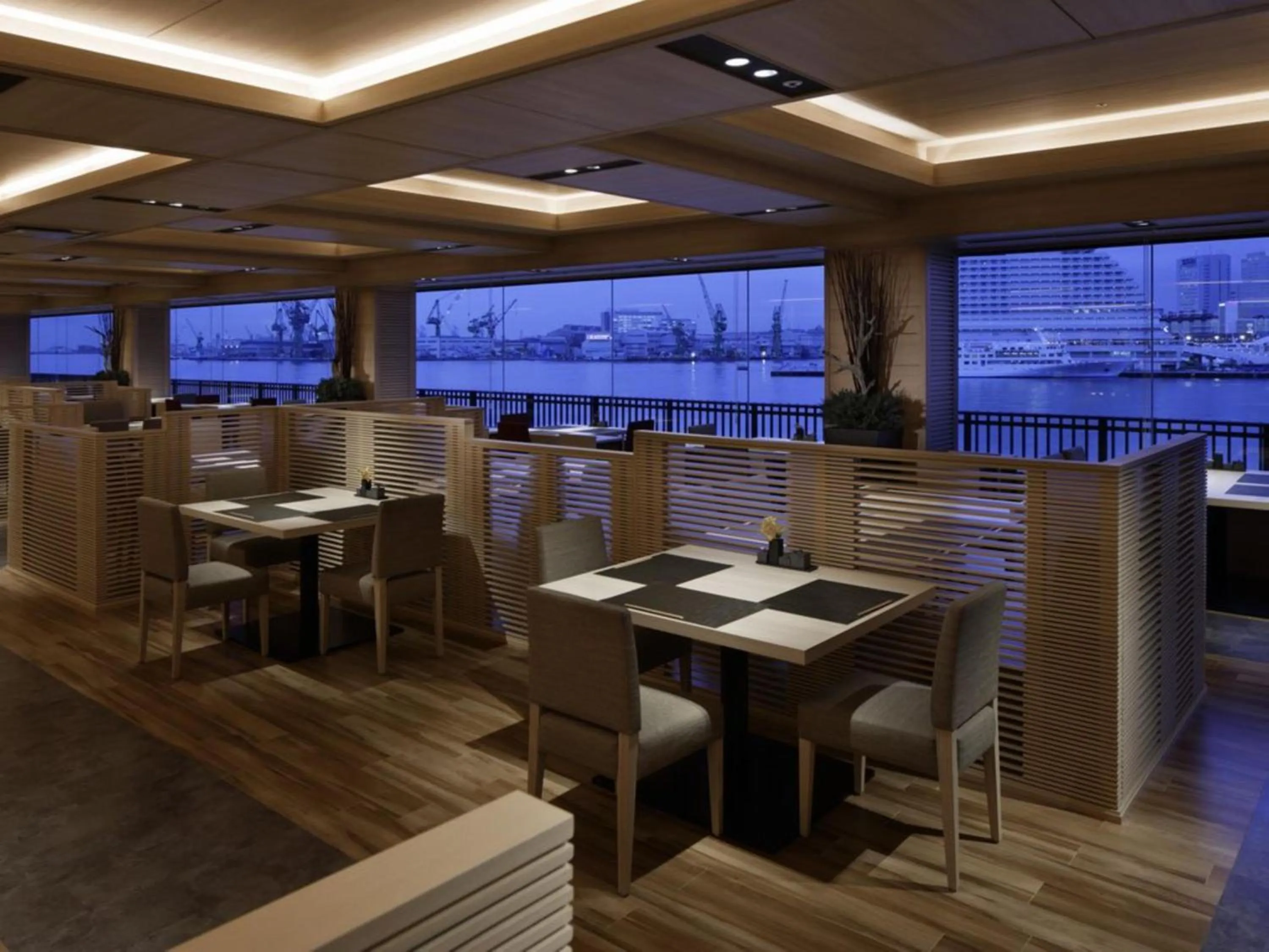 Restaurant/places to eat in Kobe Minato Onsen Ren