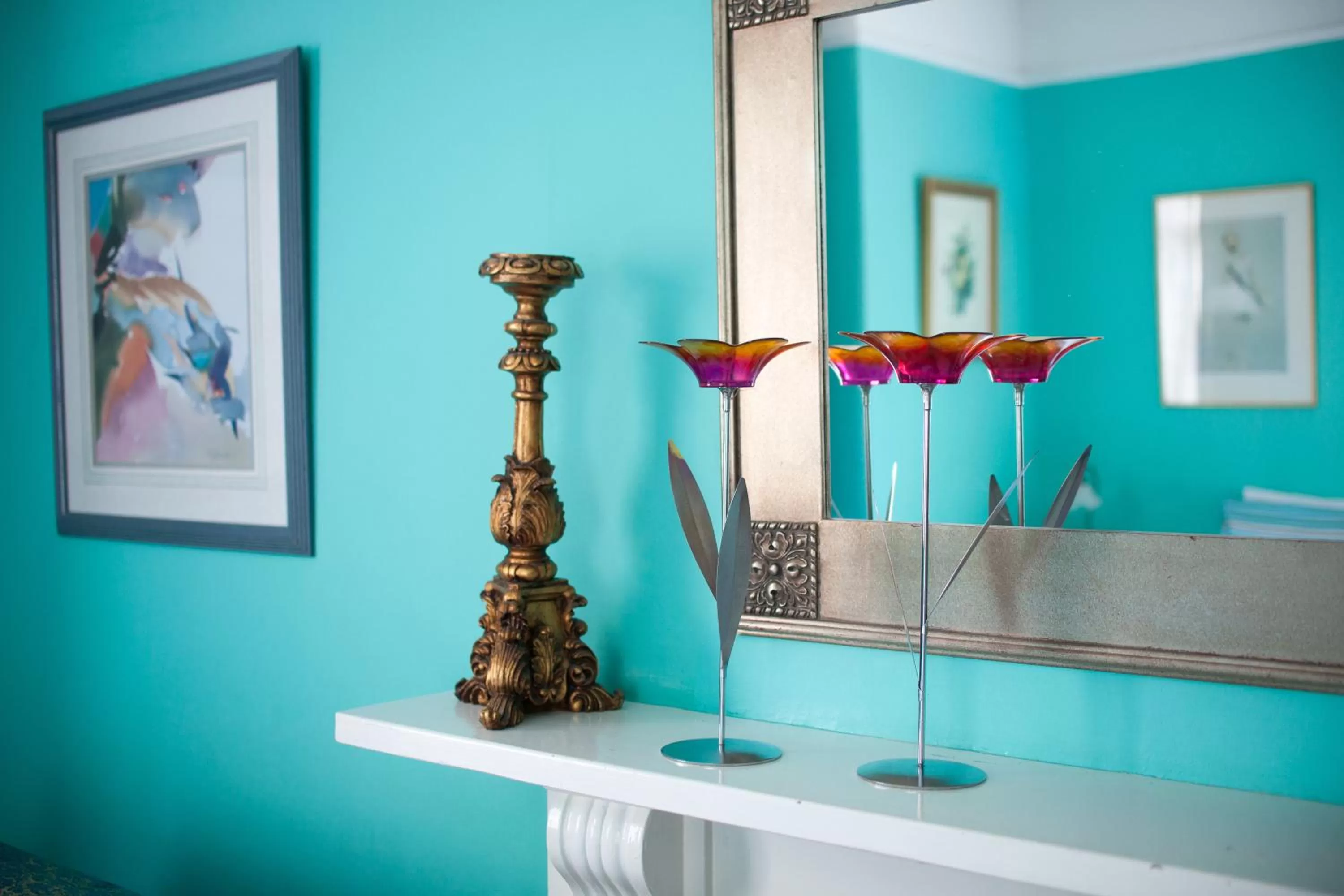 Decorative detail in Dawson Place, Juliette's Bed and Breakfast