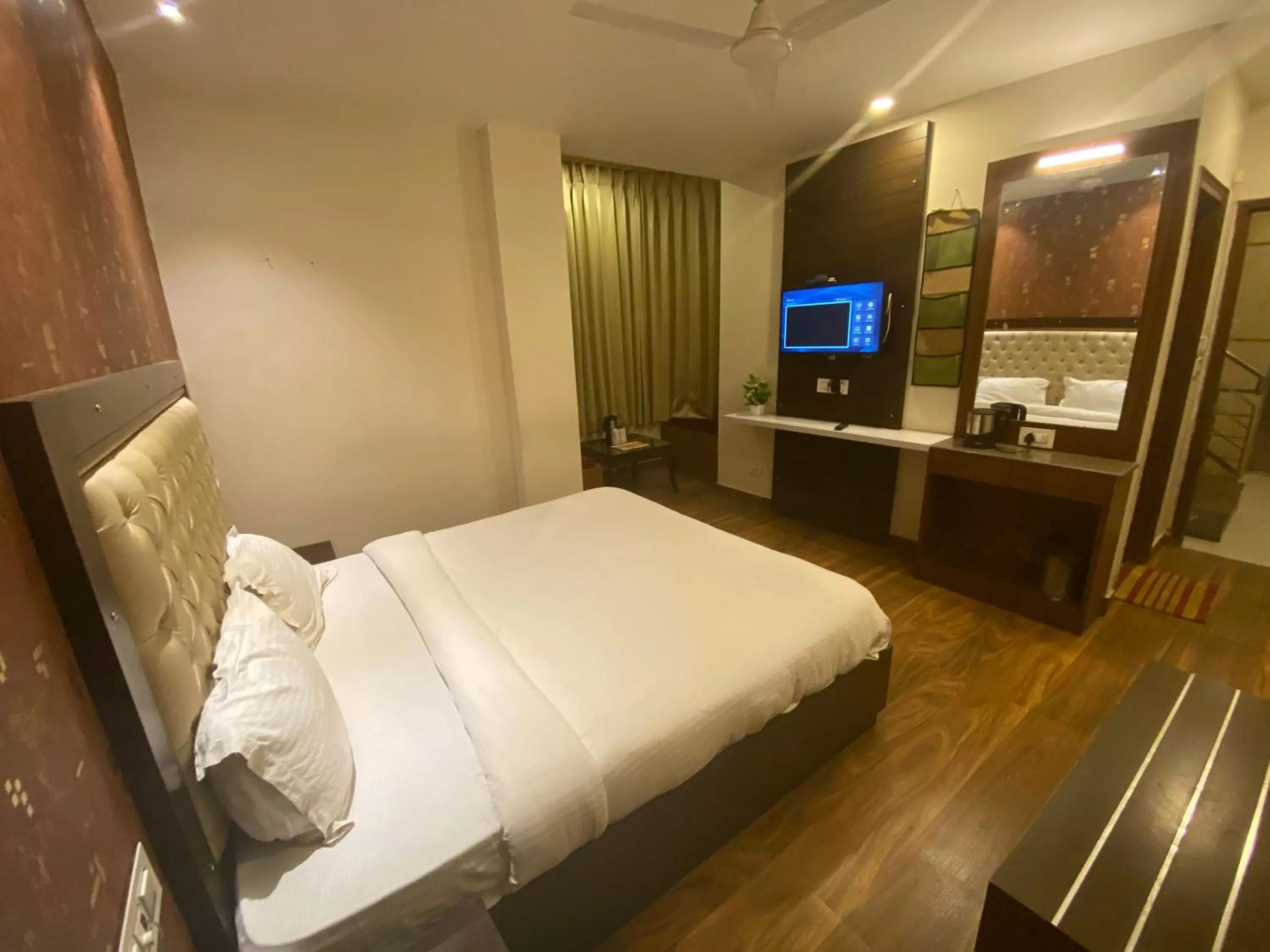 Bed in Hotel Ambika Resort Manali