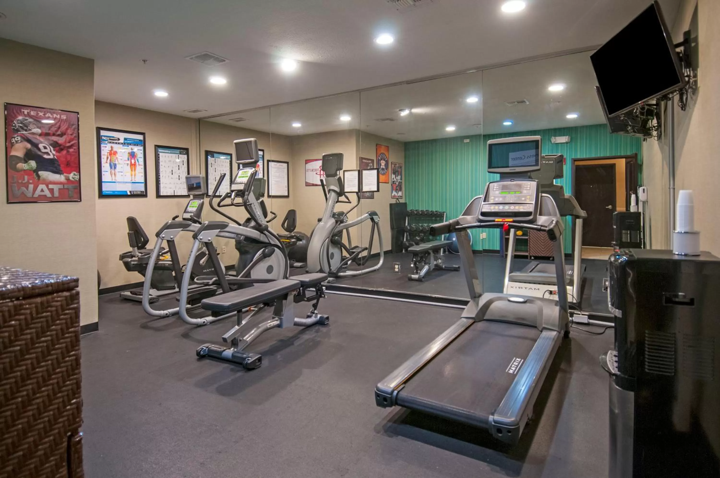 Spa and wellness centre/facilities in Holiday Inn Express Hotel & Suites Houston North Intercontinental by IHG