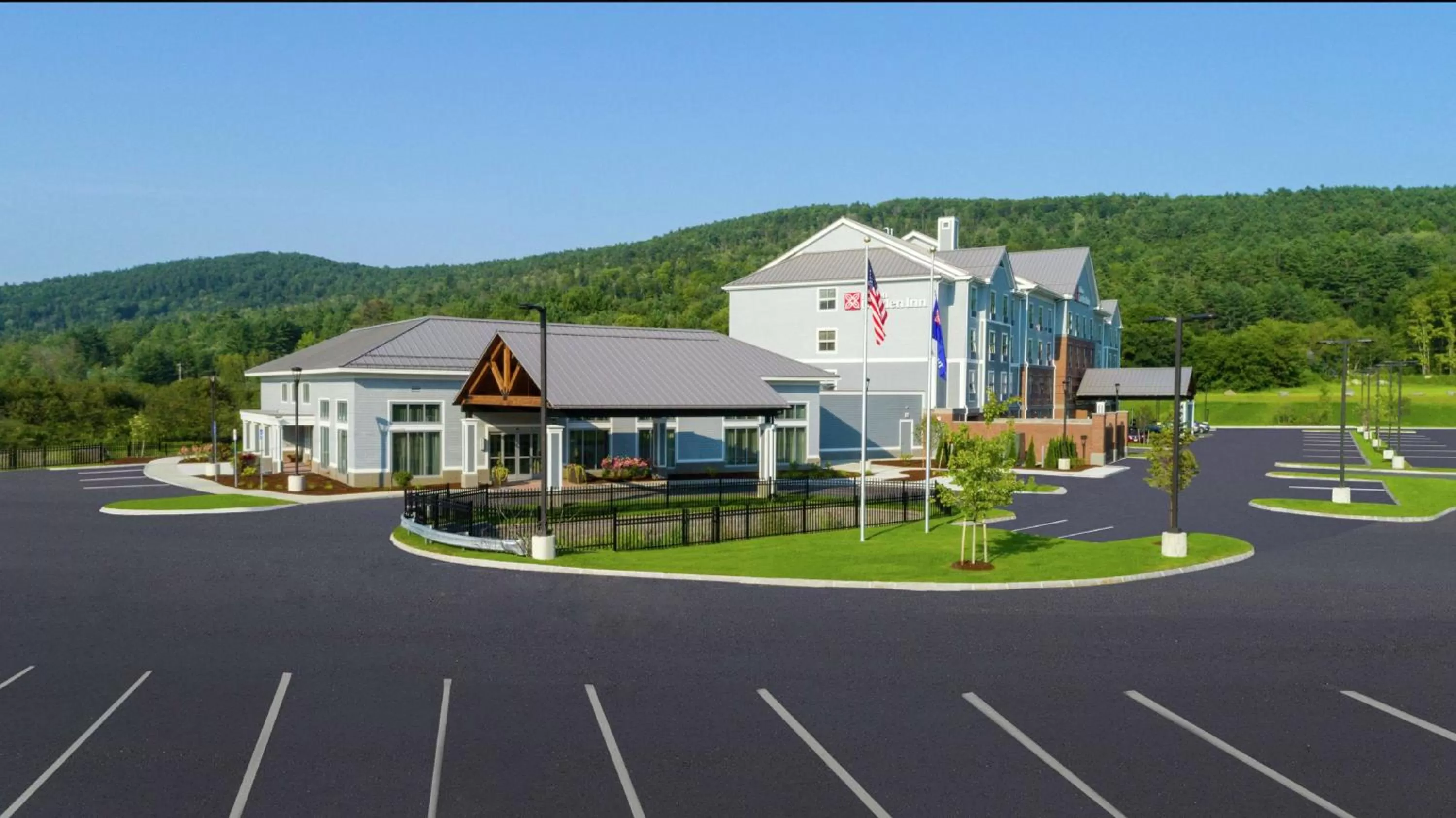 Property building in Hilton Garden Inn Hanover Lebanon