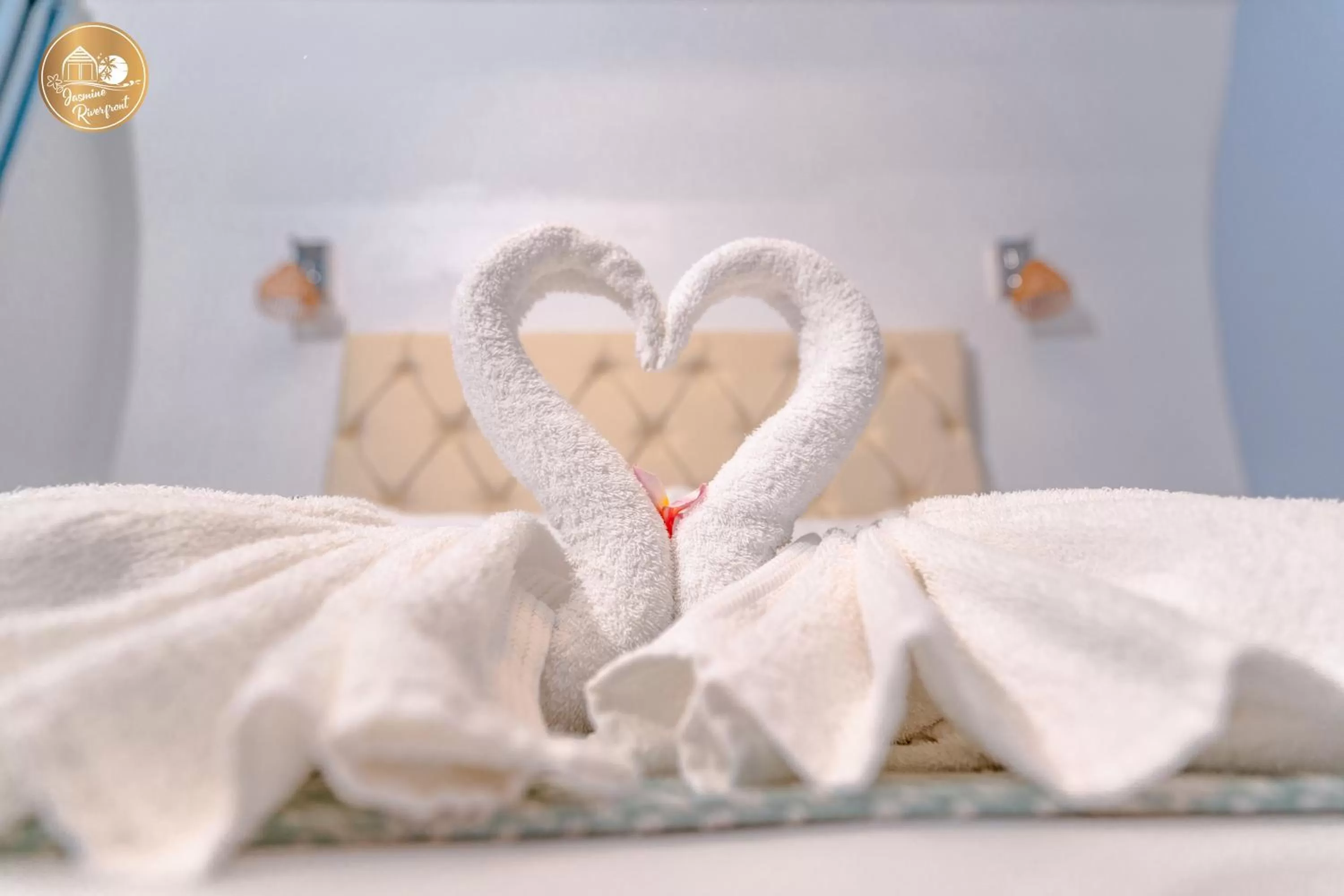 Bed in Jasmine River Front