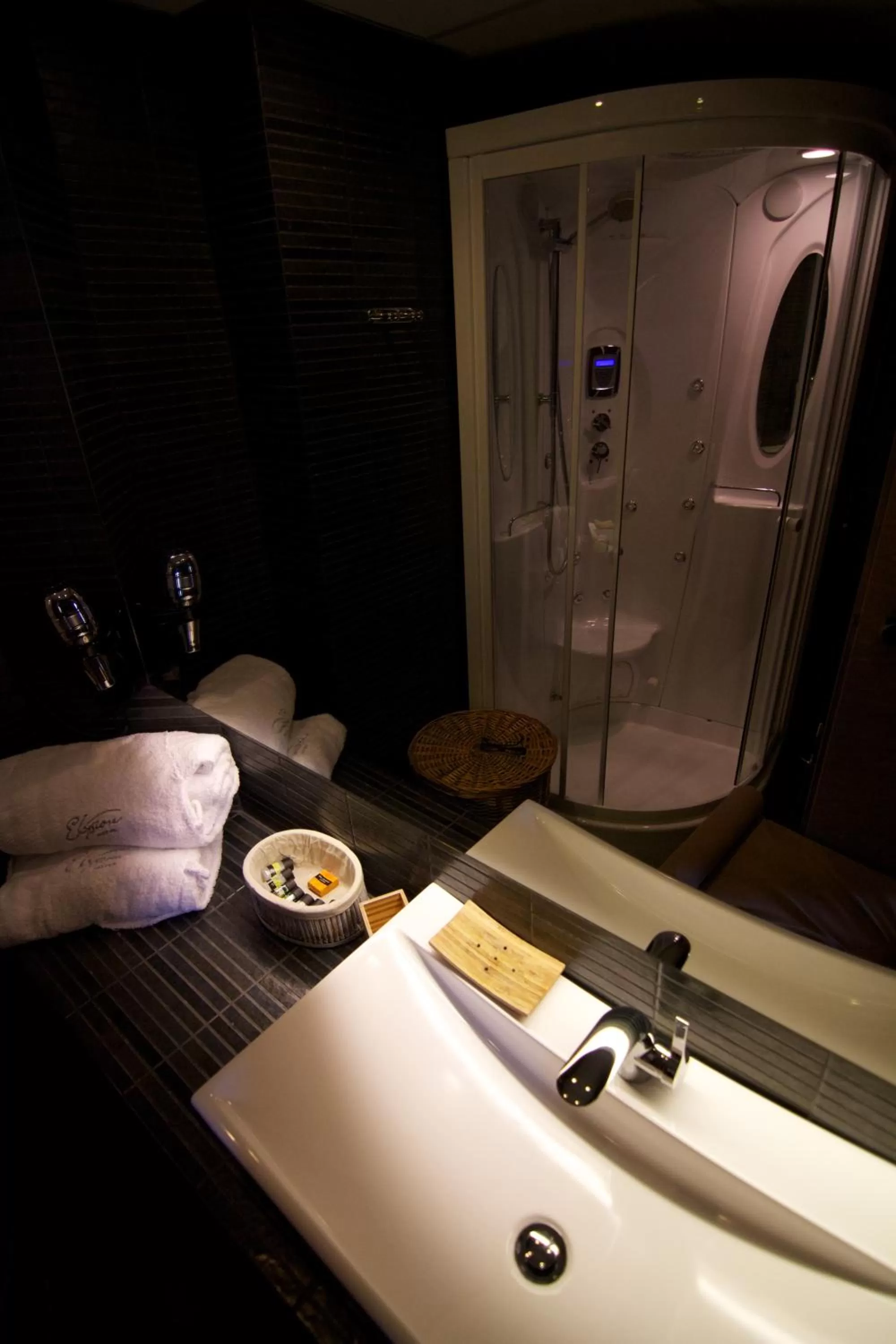 Bathroom in Elysion Hotel