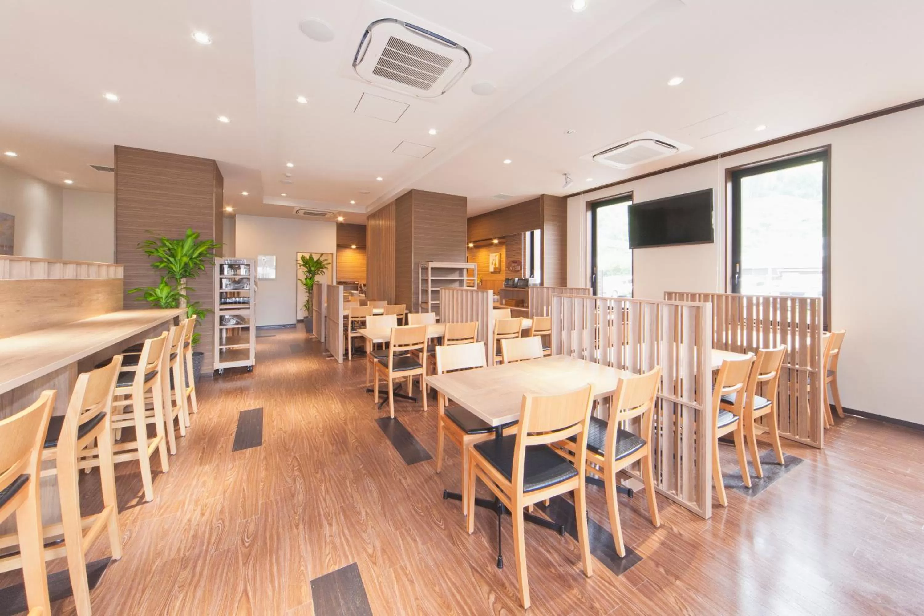 Restaurant/places to eat in Hotel Route-Inn Saiki Ekimae
