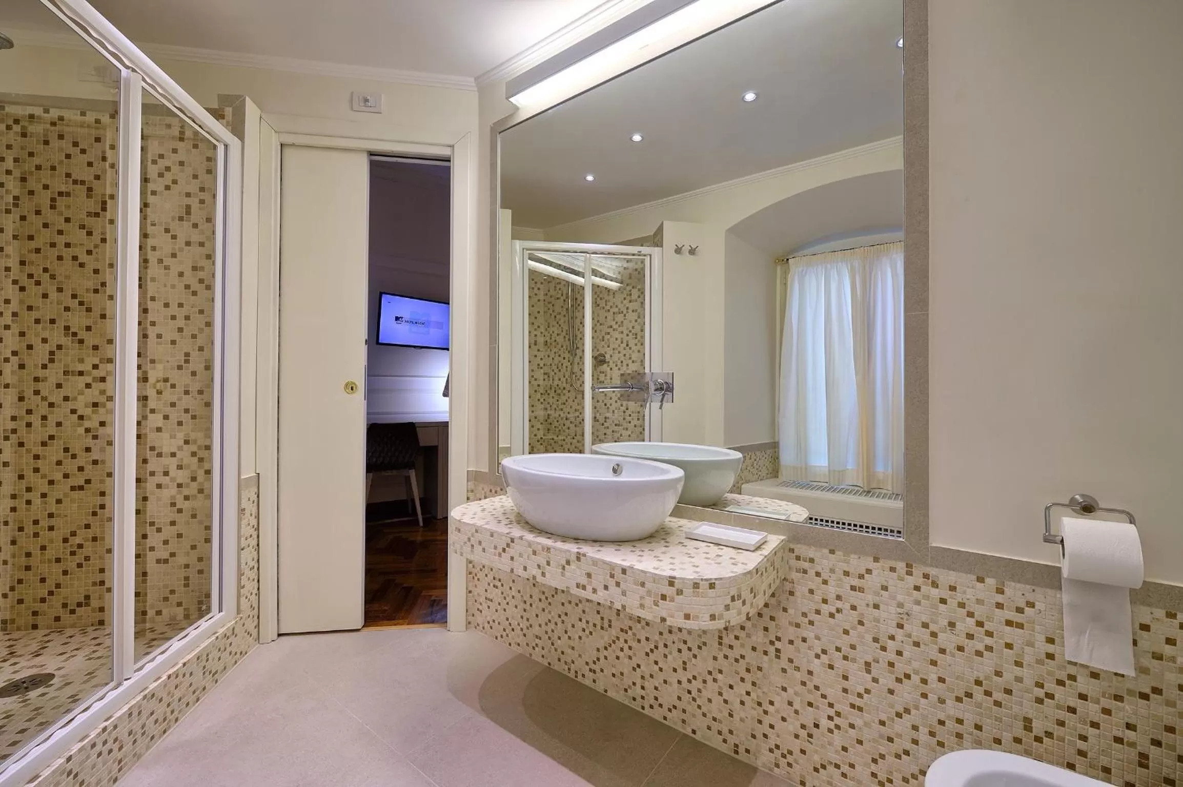 Bathroom in Polinari Rooms San Pietro Roma