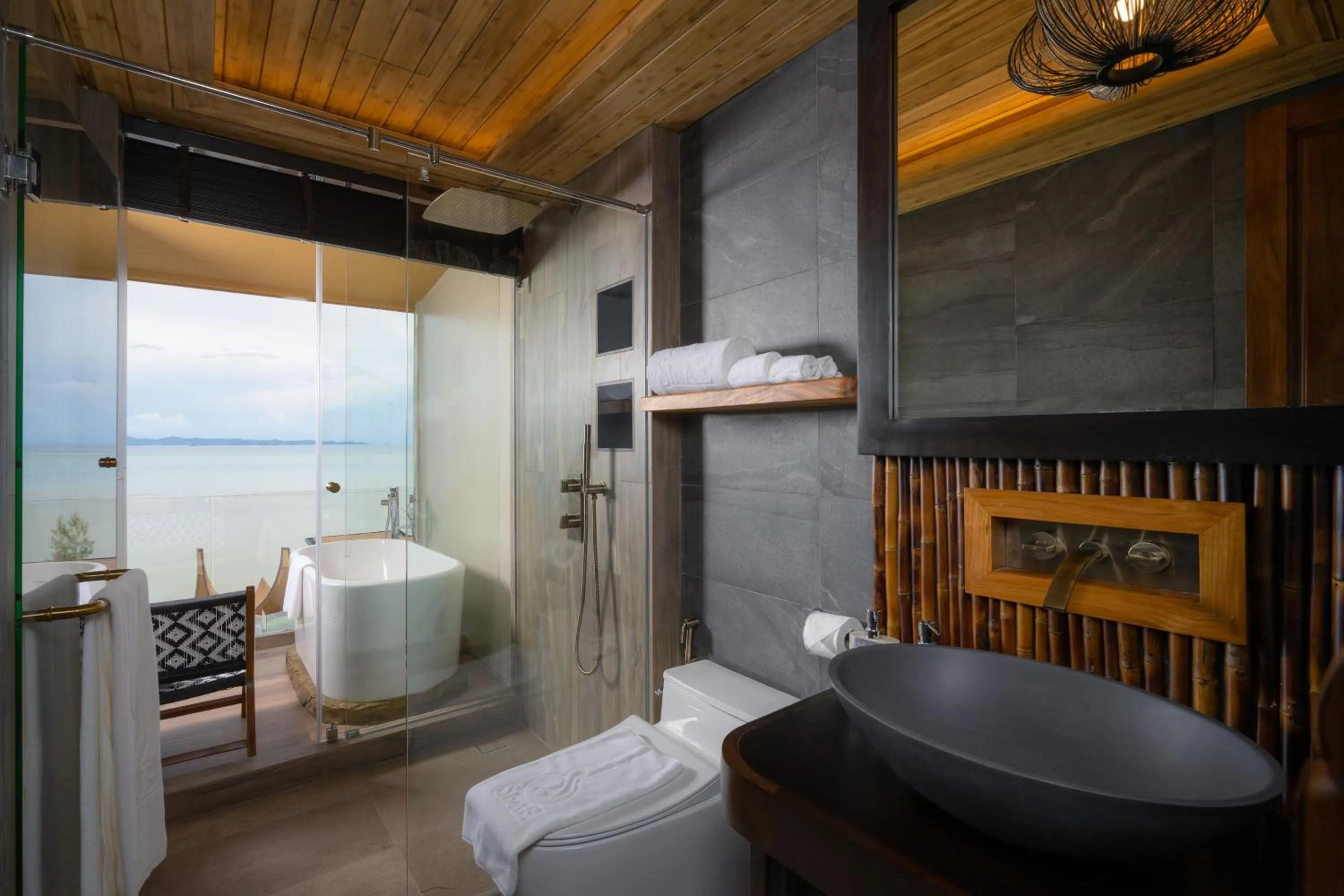 Bathroom, Bed in SINAE Phuket Luxury Hotel