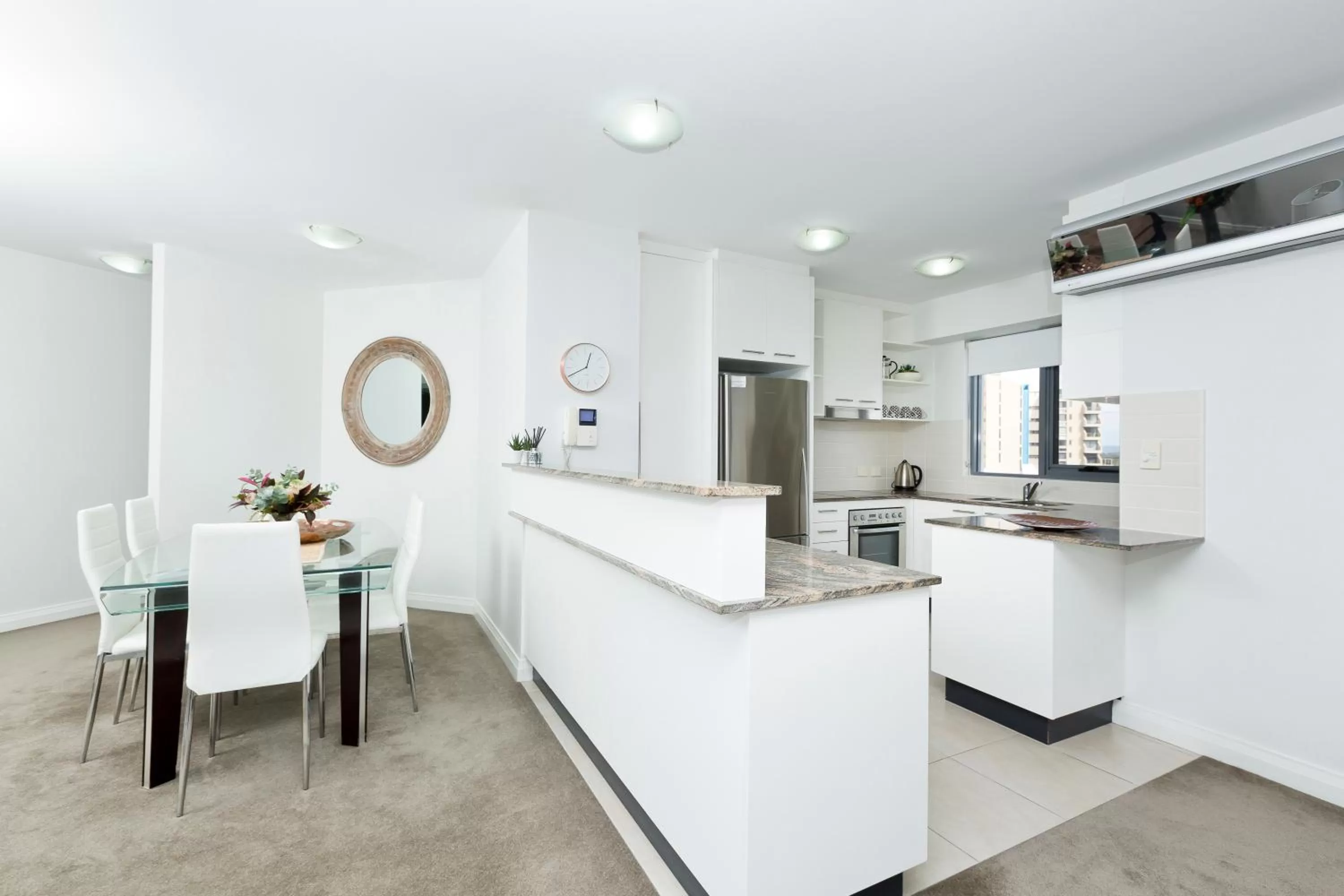 Kitchen or kitchenette in Sevan Apartments Forster