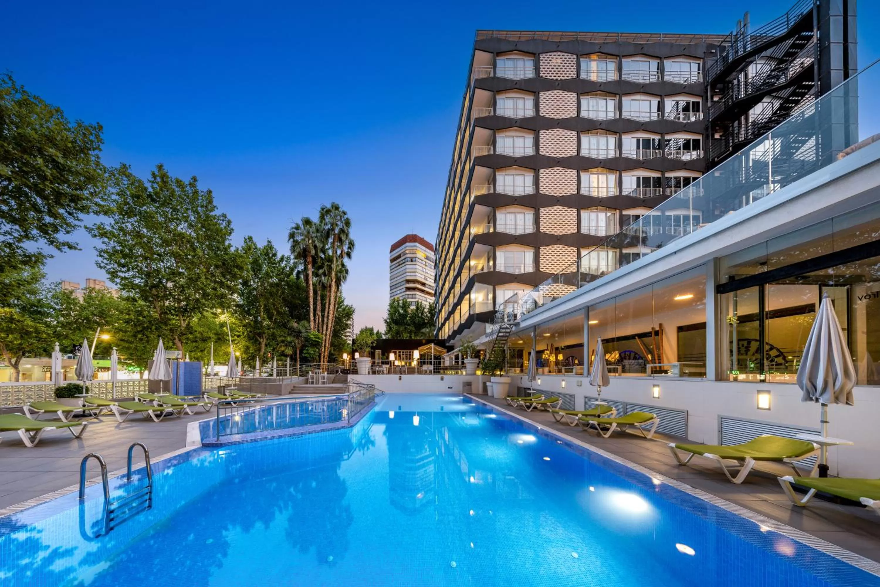 Swimming pool in Climia Belroy 4 Sup