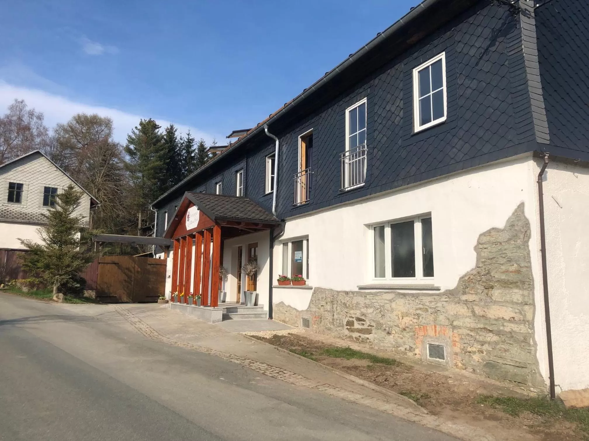 Property building in Landgasthof Wetteraperle