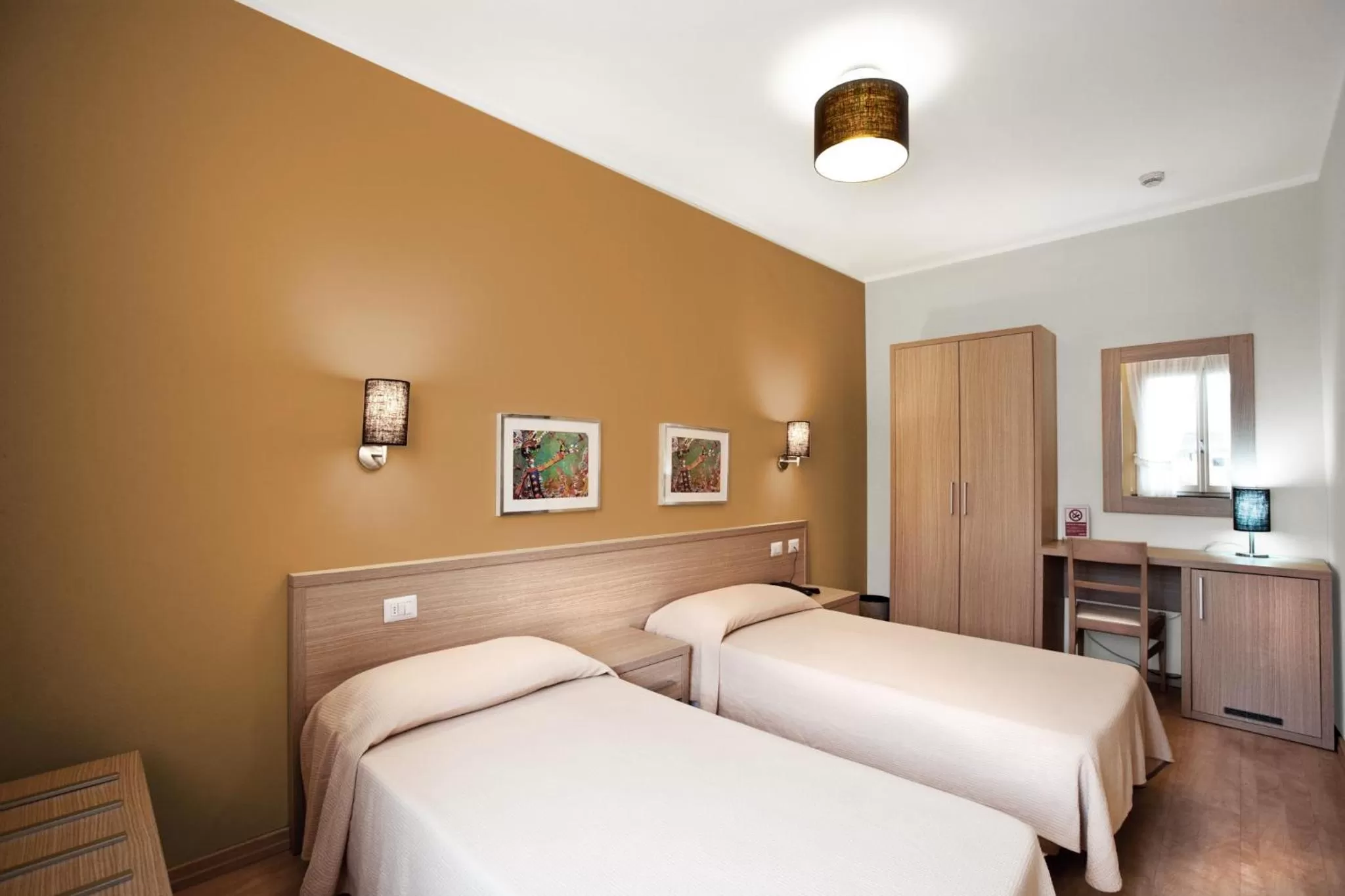 Bed in Hotel La Campagnola