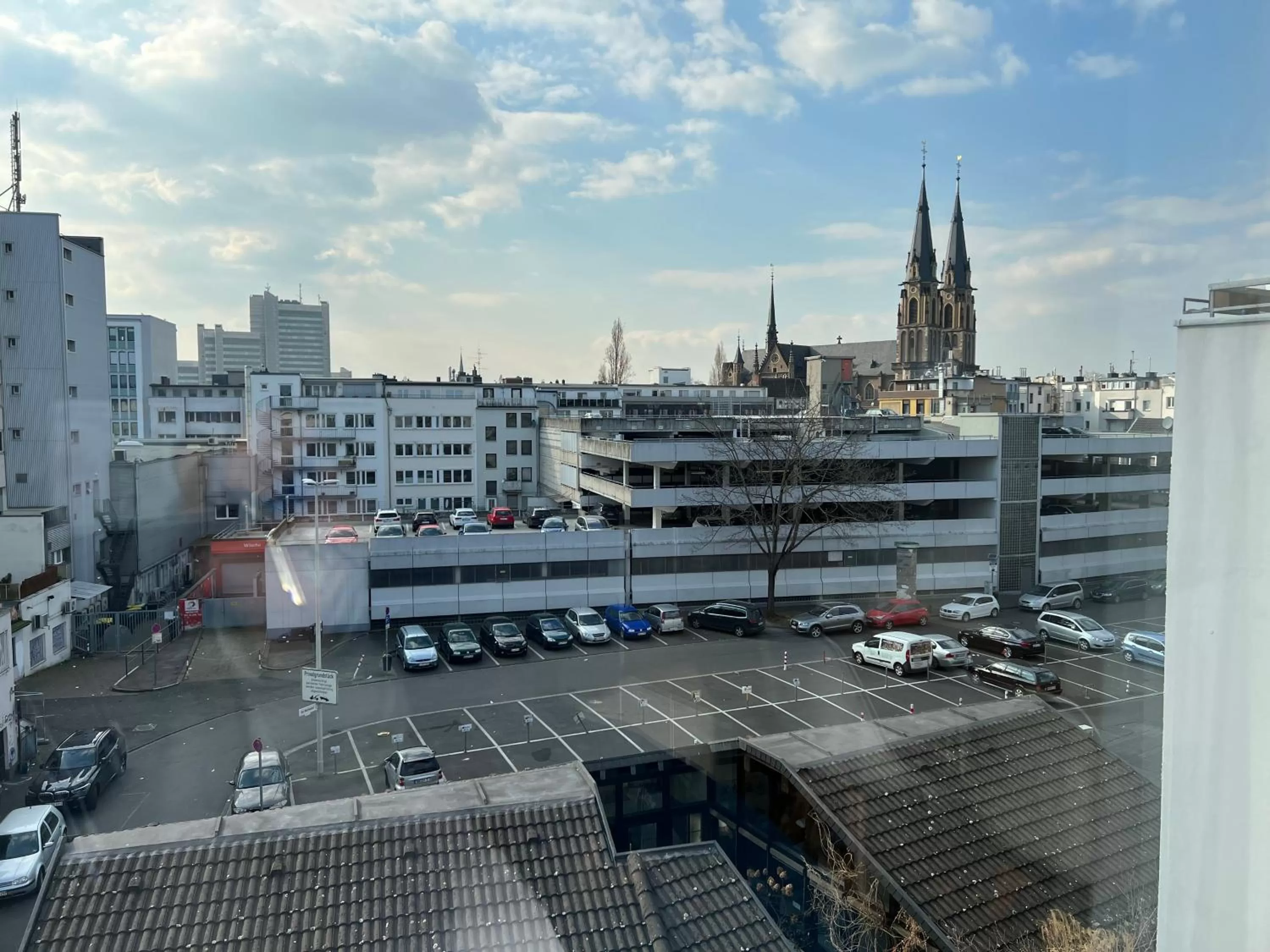 City view in Hotel 83