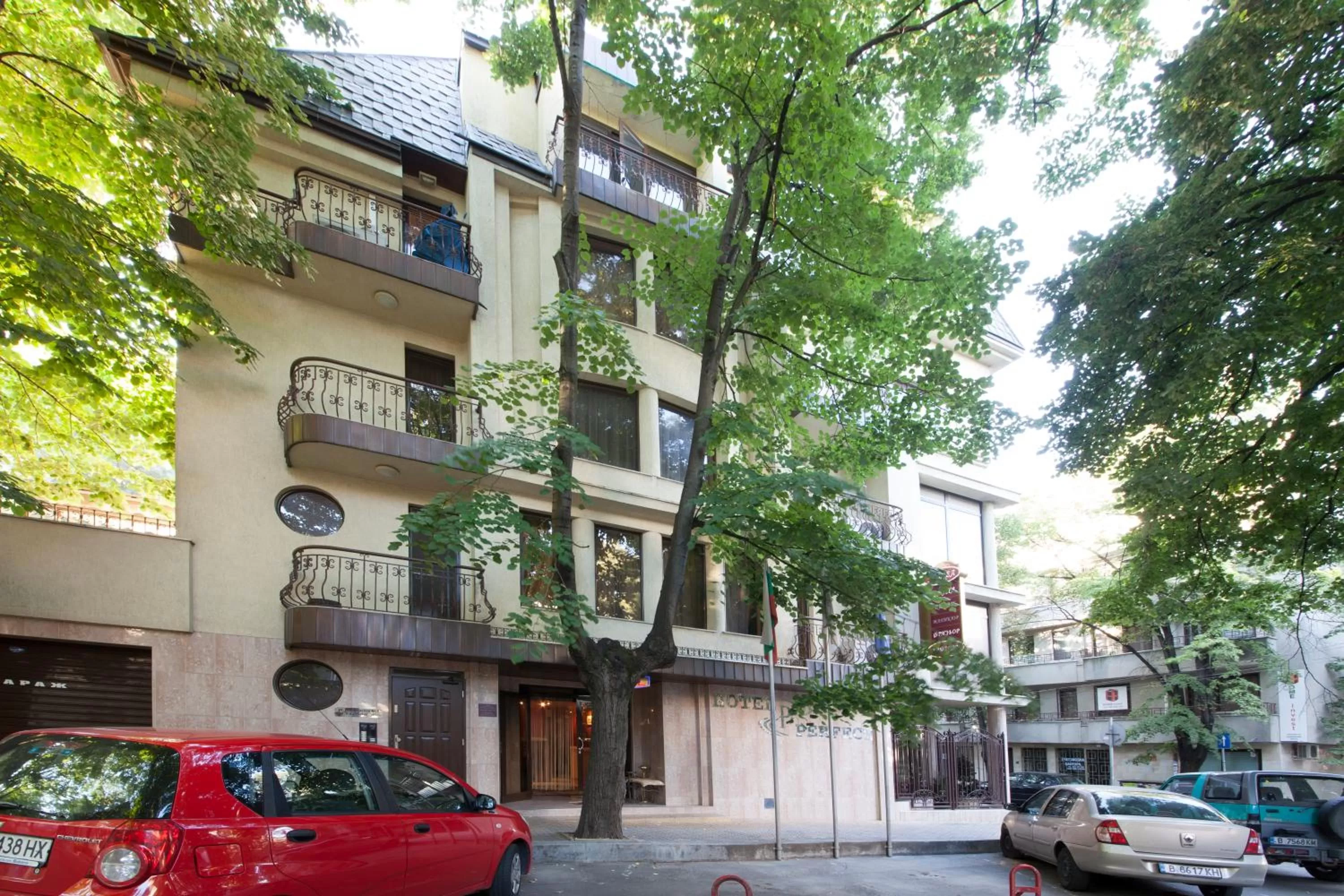 Facade/entrance in Hotel Perfect