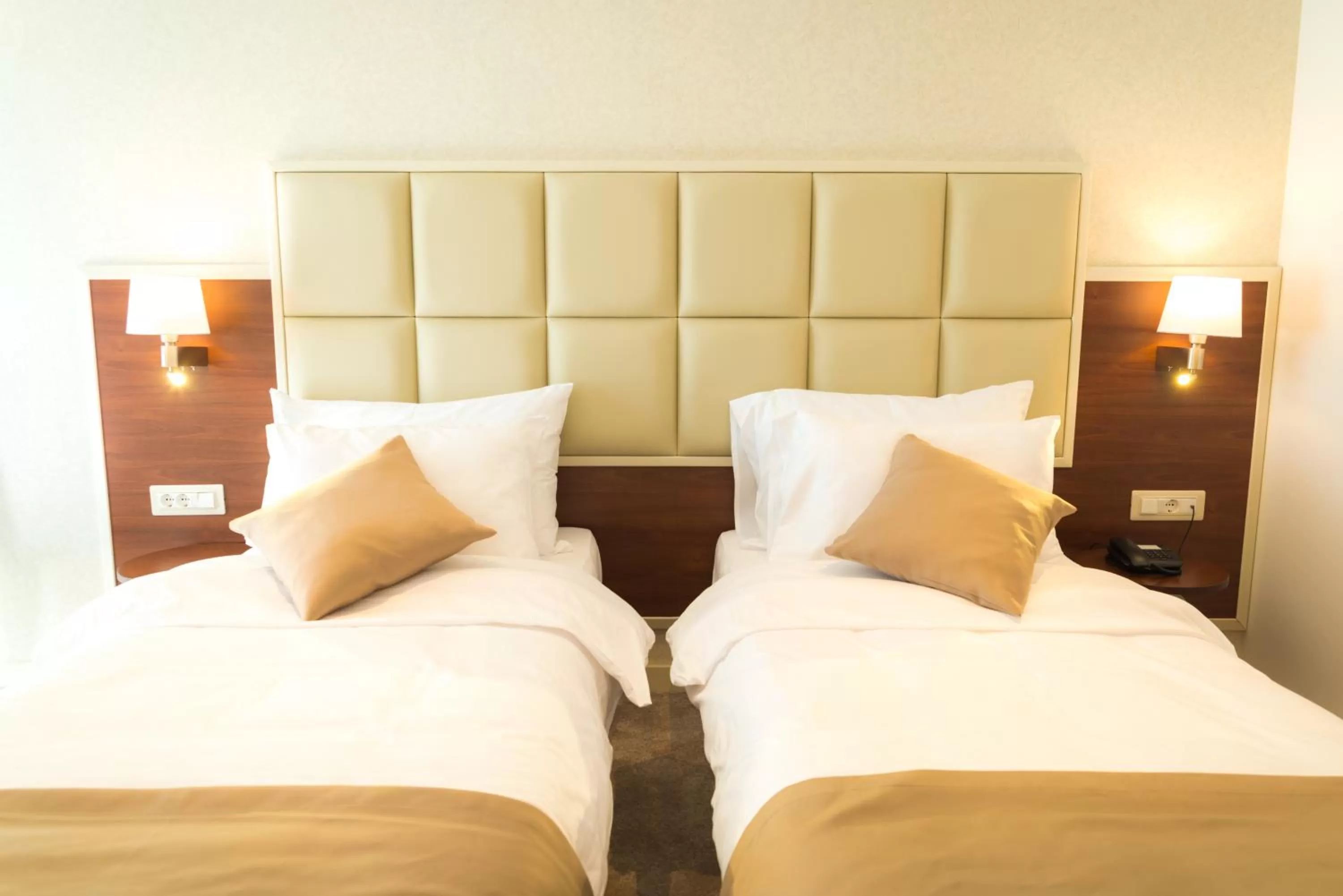 Bedroom, Bed in Hotel Kadmo by Aycon