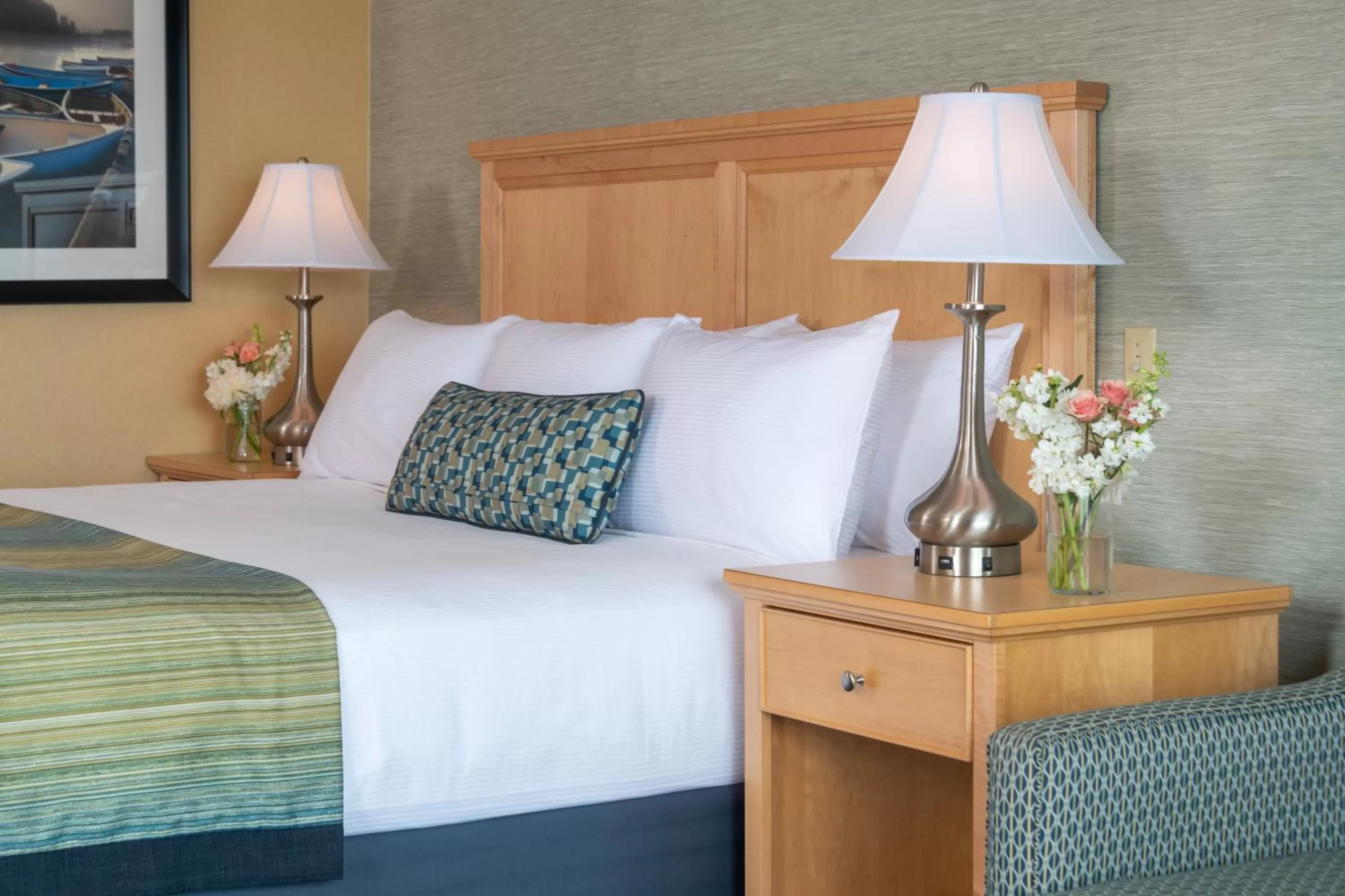 Bed in Atlantic Oceanside Hotel & Conference Center