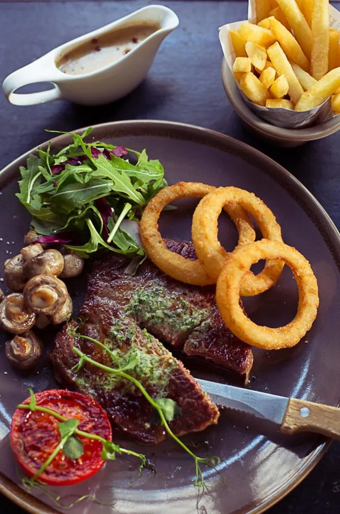 Food and drinks in Bayards Cove Inn