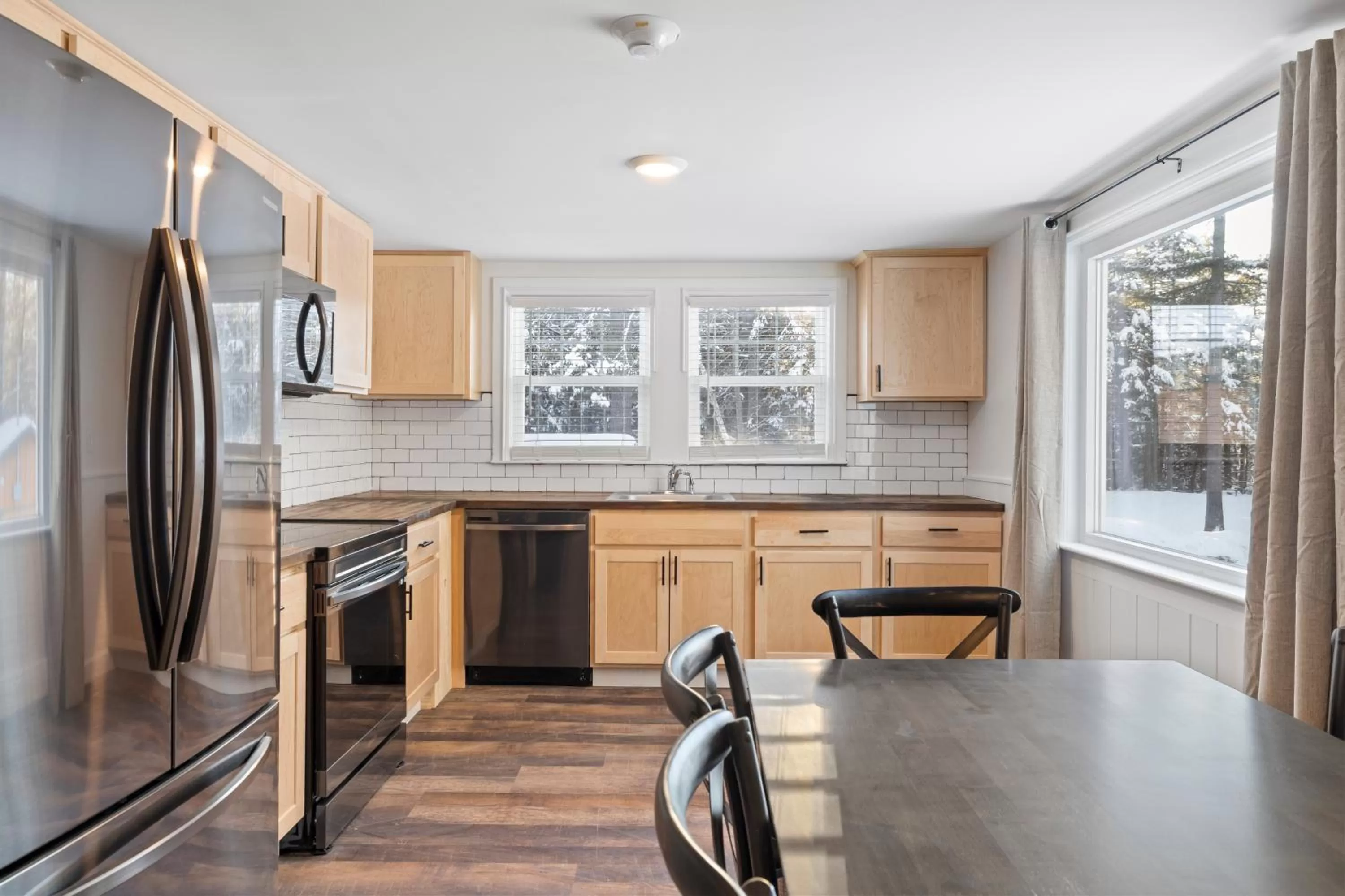 Kitchen or kitchenette in The Inn & More