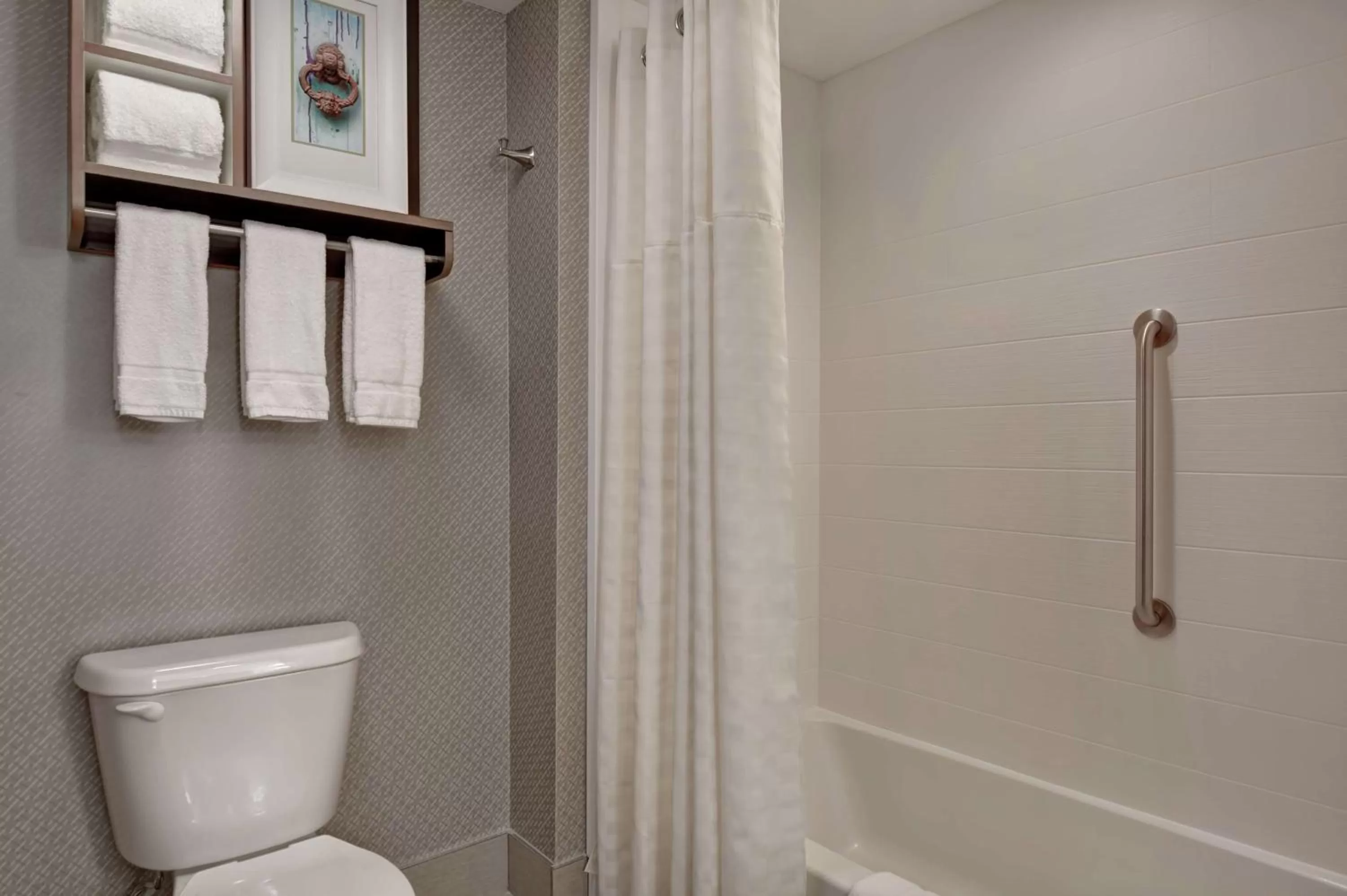 Bathroom in Homewood Suites By Hilton Savannah Airport