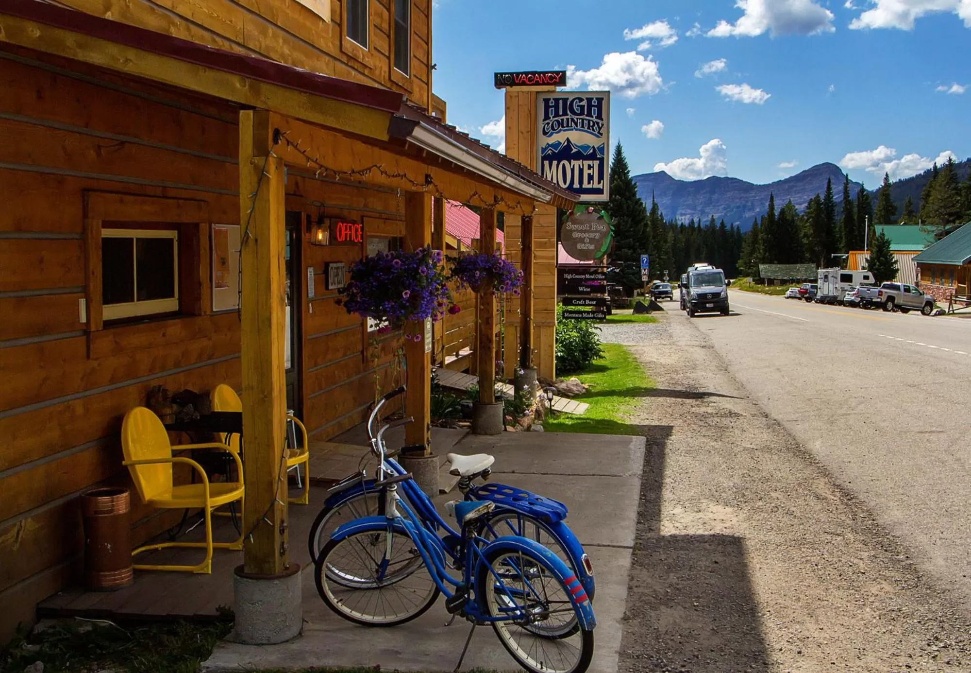 High Country Motel and Cabins