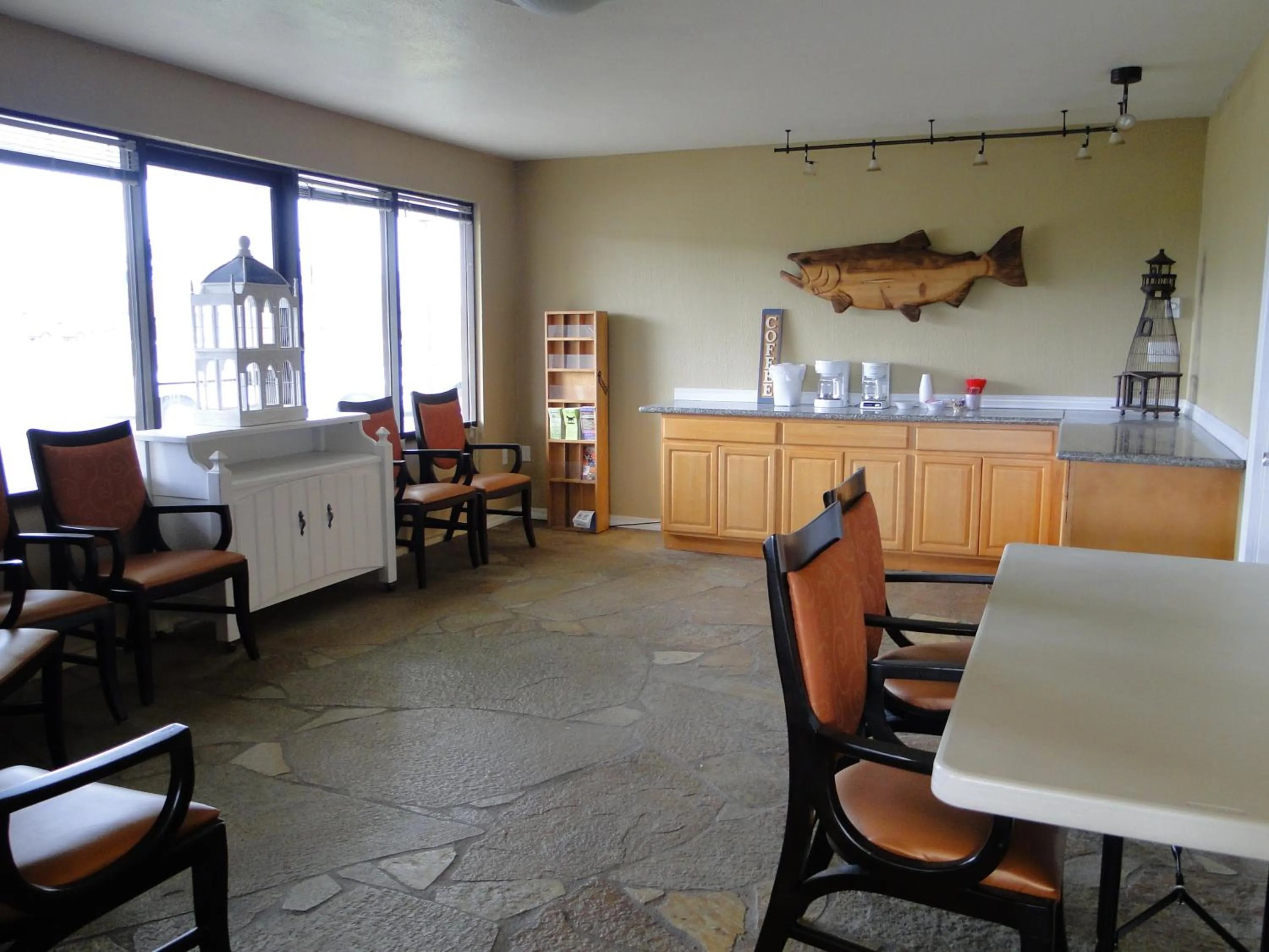Lobby or reception in Ocean Shores Inn & Suites