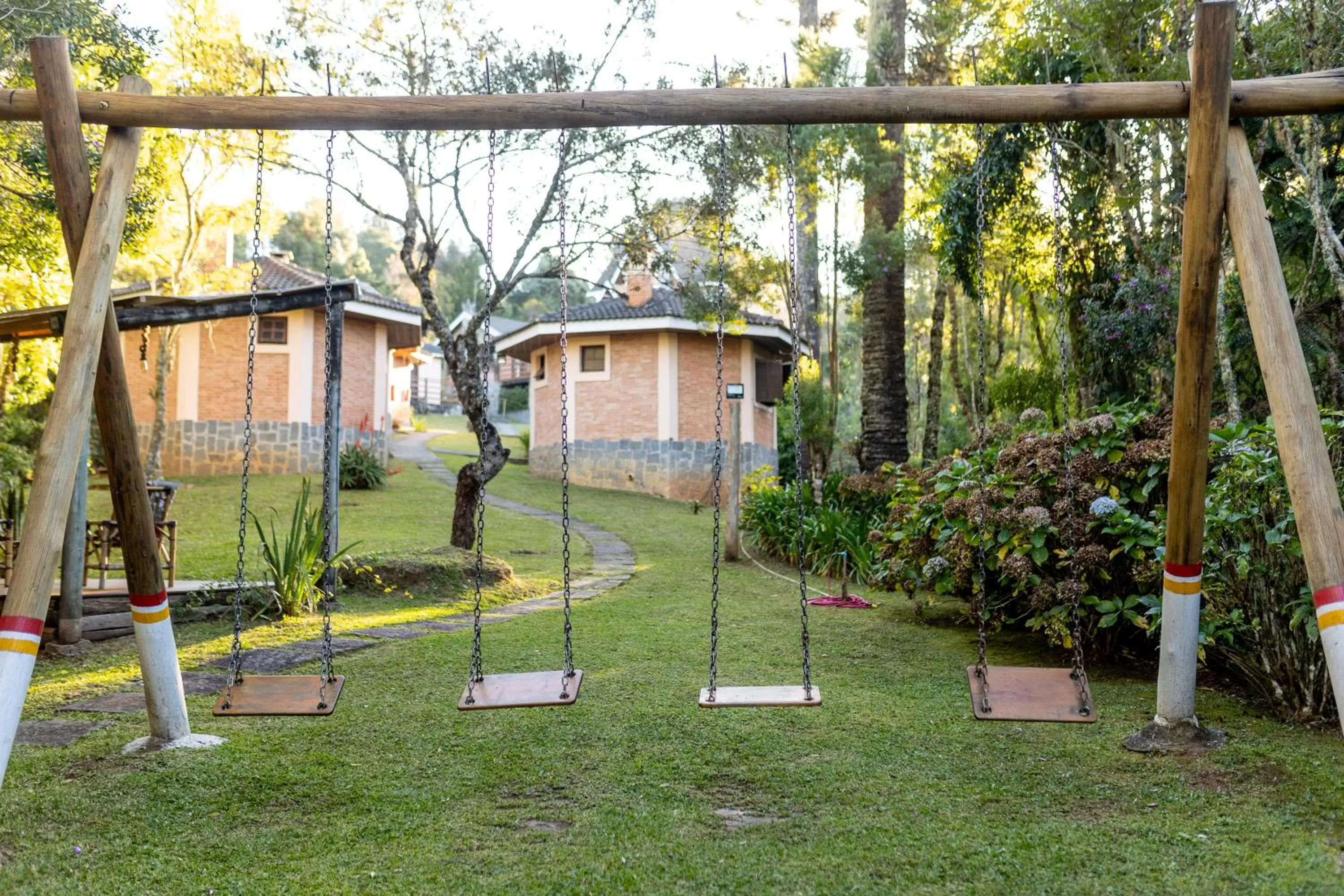 Property Building in Chalés 3 Pinheiros