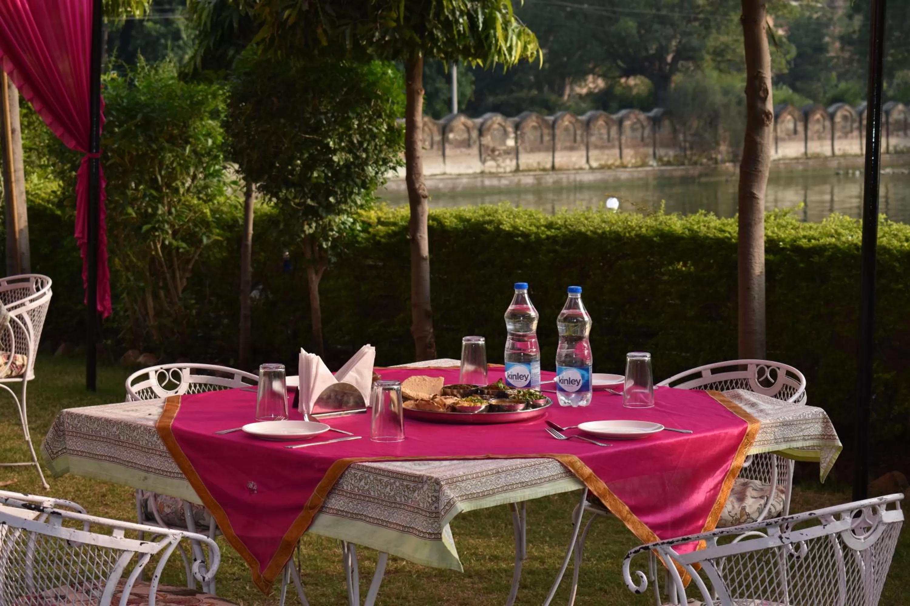 Breakfast in Hotel Nawal Sagar Palace - Bundi