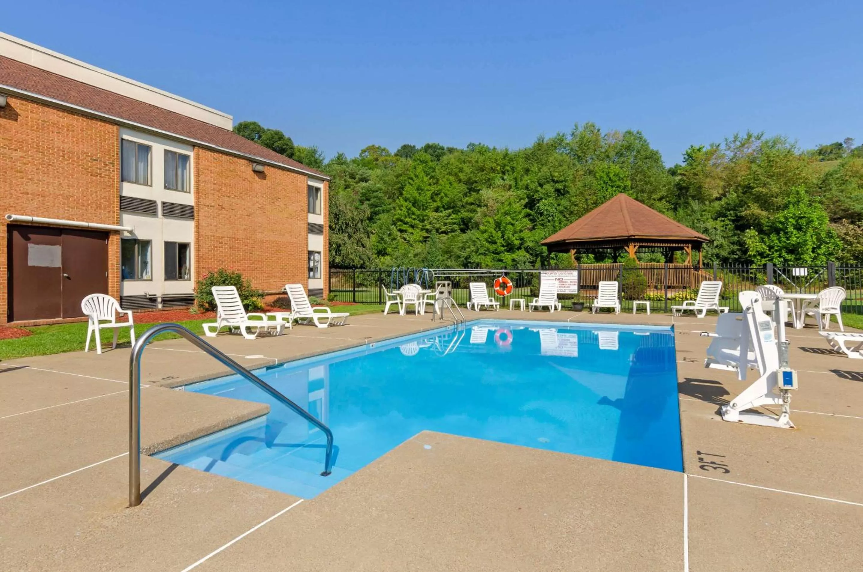 Activities in Comfort Inn Bluefield