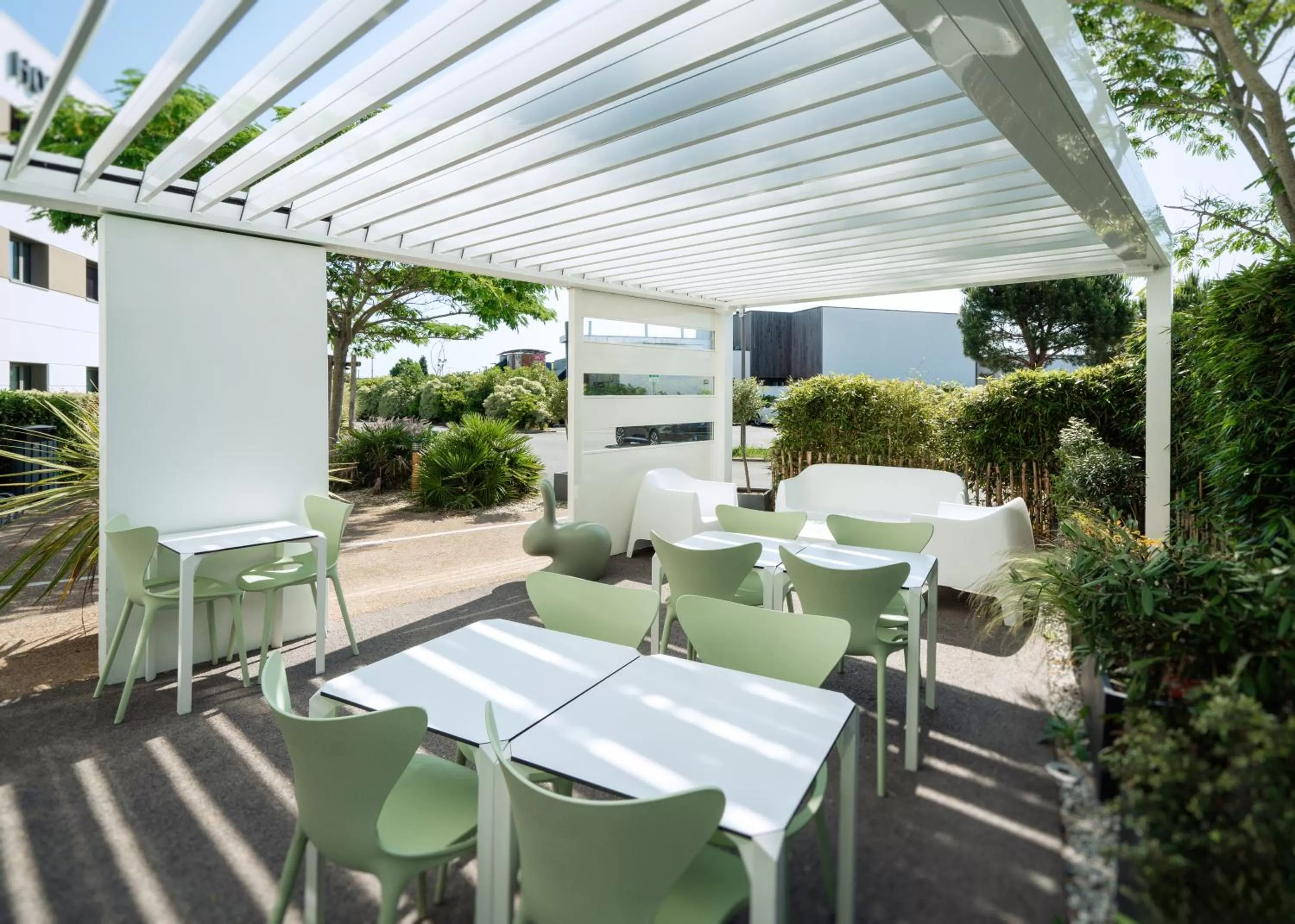 Patio in ibis Styles Les Sables Olonne