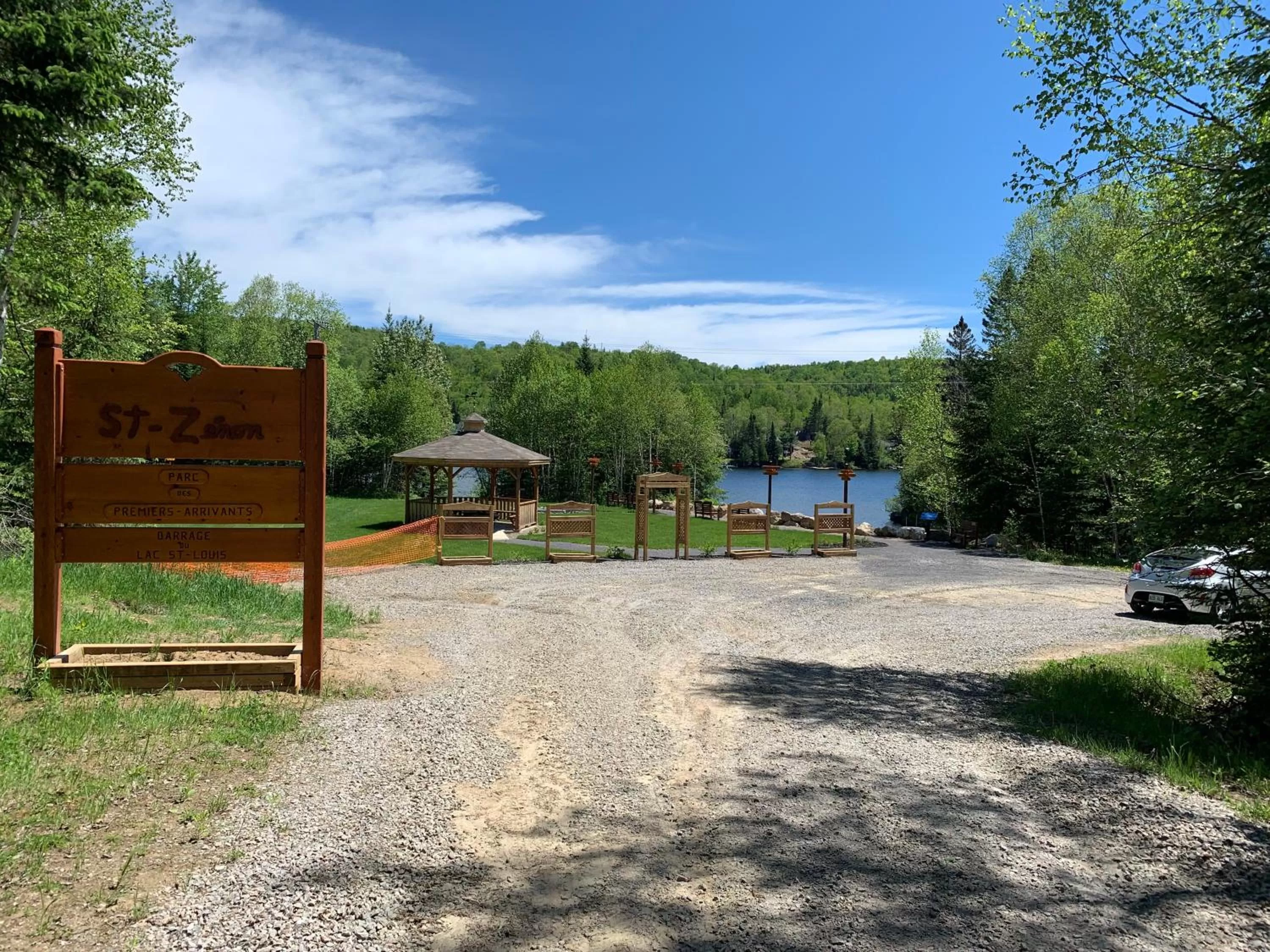 Activities, Garden in Hébergement chez le D