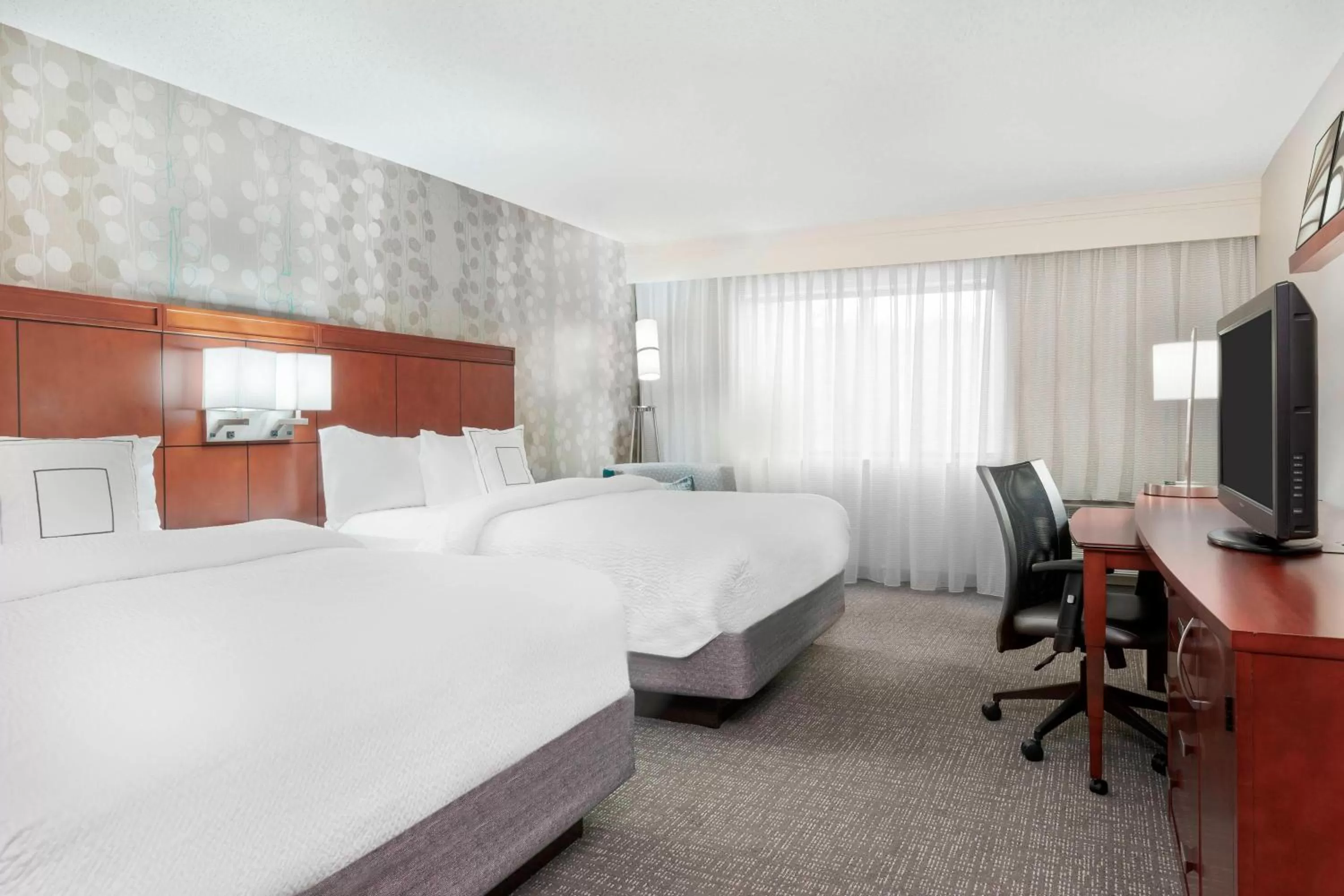 Guest Room with Two Double Beds - Accessible in Courtyard Asheville